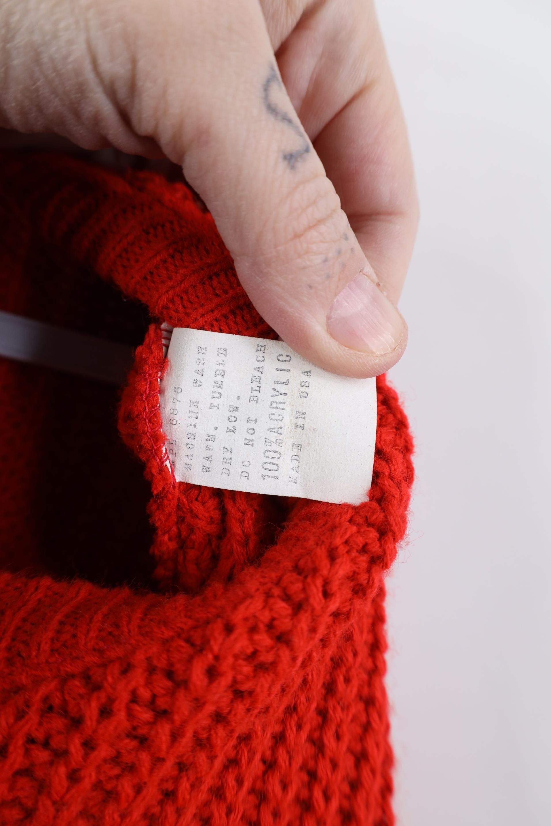 Vintage Vintage 70s 80s Streetwear Ribbed Knit Sweater Red USA Size US L / EU 52-54 / 3 - 7 Thumbnail