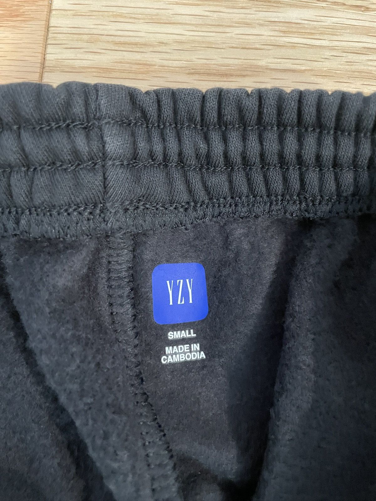Balenciaga × Gap × Yeezy PACK OF 2 Yeezy Gap Balenciaga Sweatpants Size US 30 / EU 46 - 3 Thumbnail