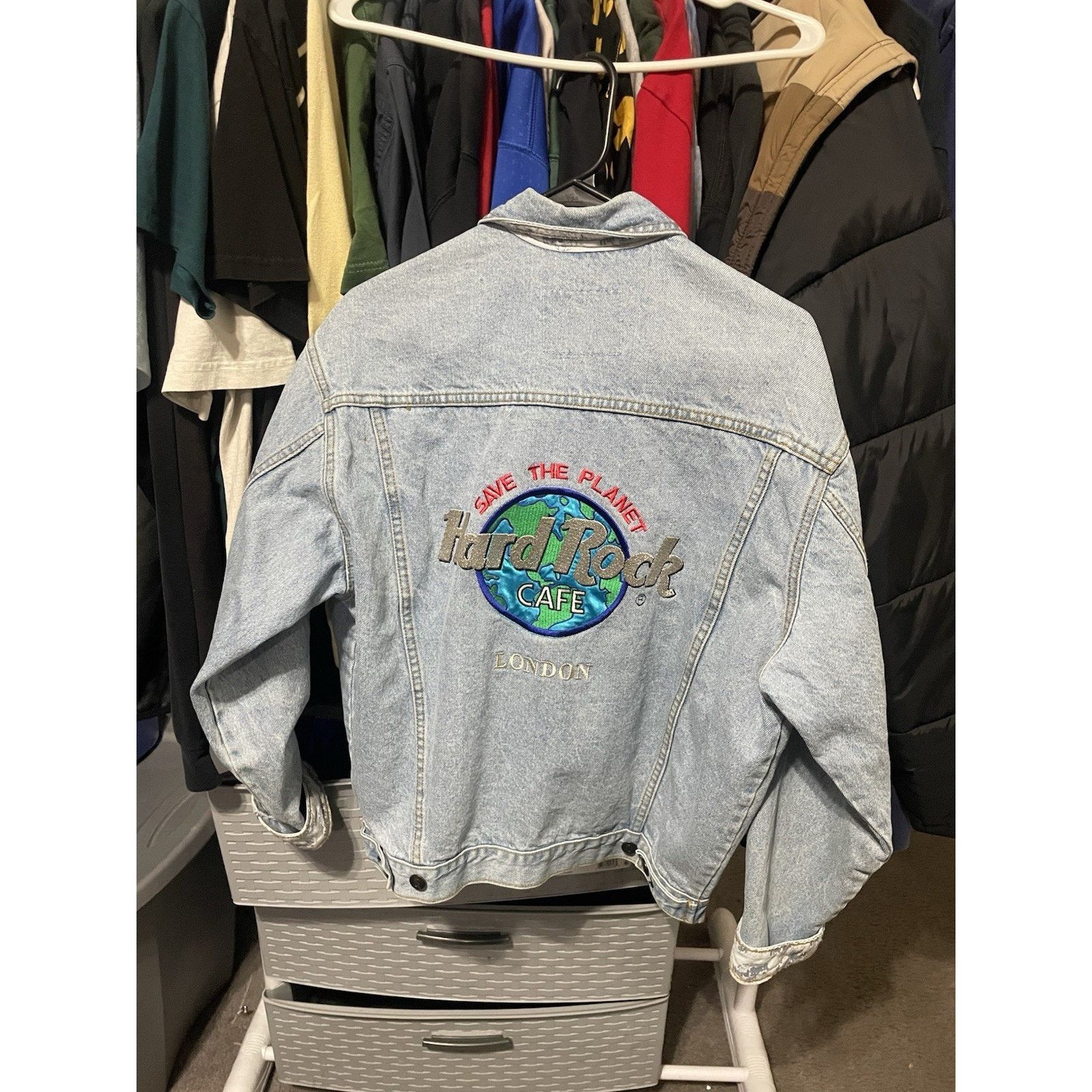 Hard Rock Cafe Size S-VTG 90s Hard Rock Cafe London Jean Jacket Embroidered Size US S / EU 44-46 / 1 - 3 Thumbnail