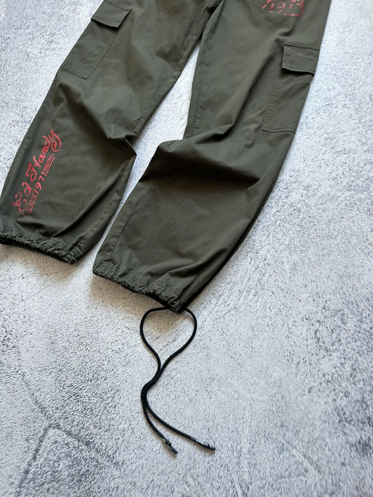 Ed Hardy ED HARDY JAPANESE EMBROIDERED PARACHUTE CARGO PANTS Sz XS Size 30" / US 8 / IT 44 - 3 Thumbnail