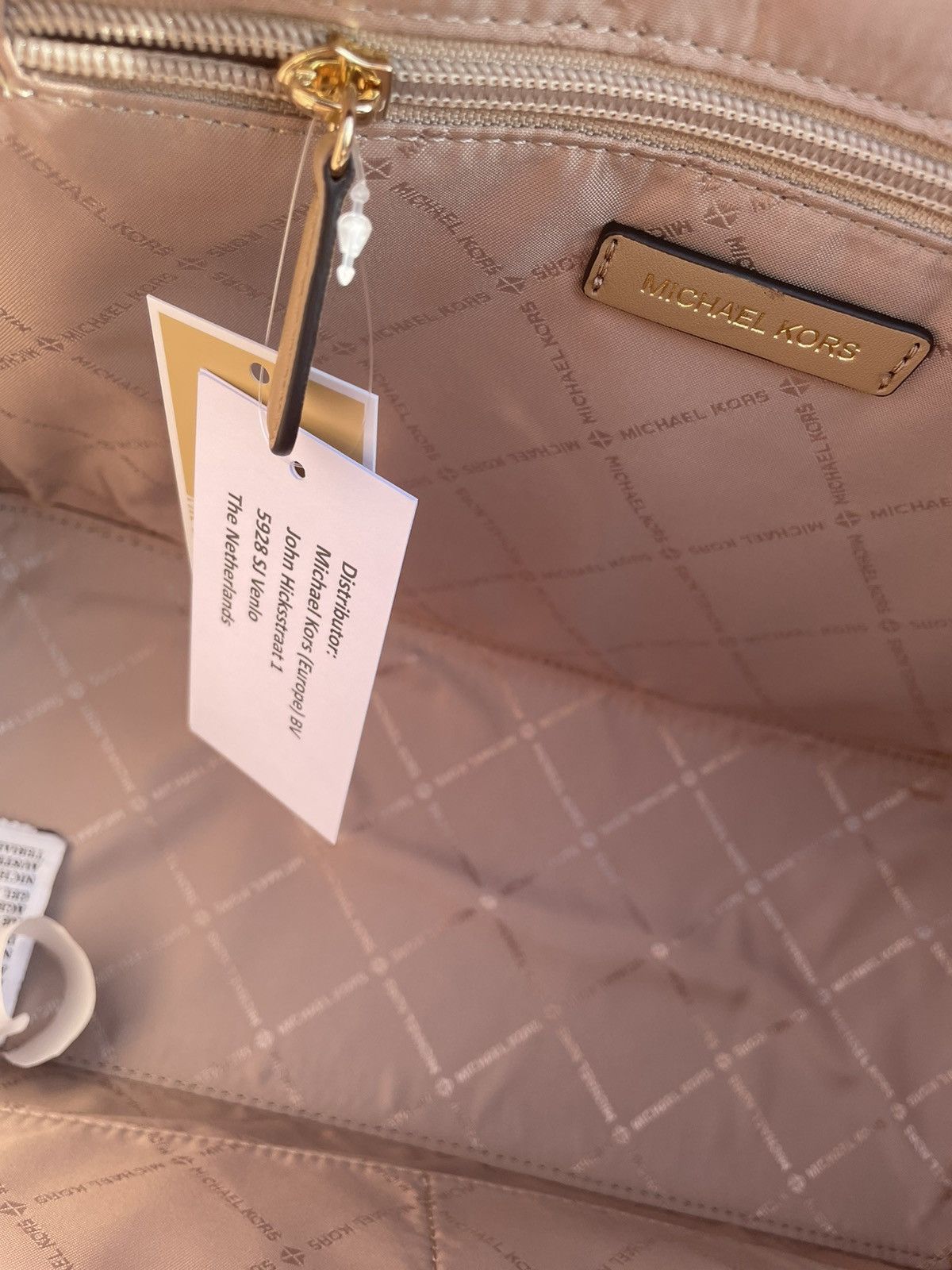 Michael Kors Michael Kors Kris Medium Satchel Handbag Beige Size ONE SIZE - 7 Thumbnail