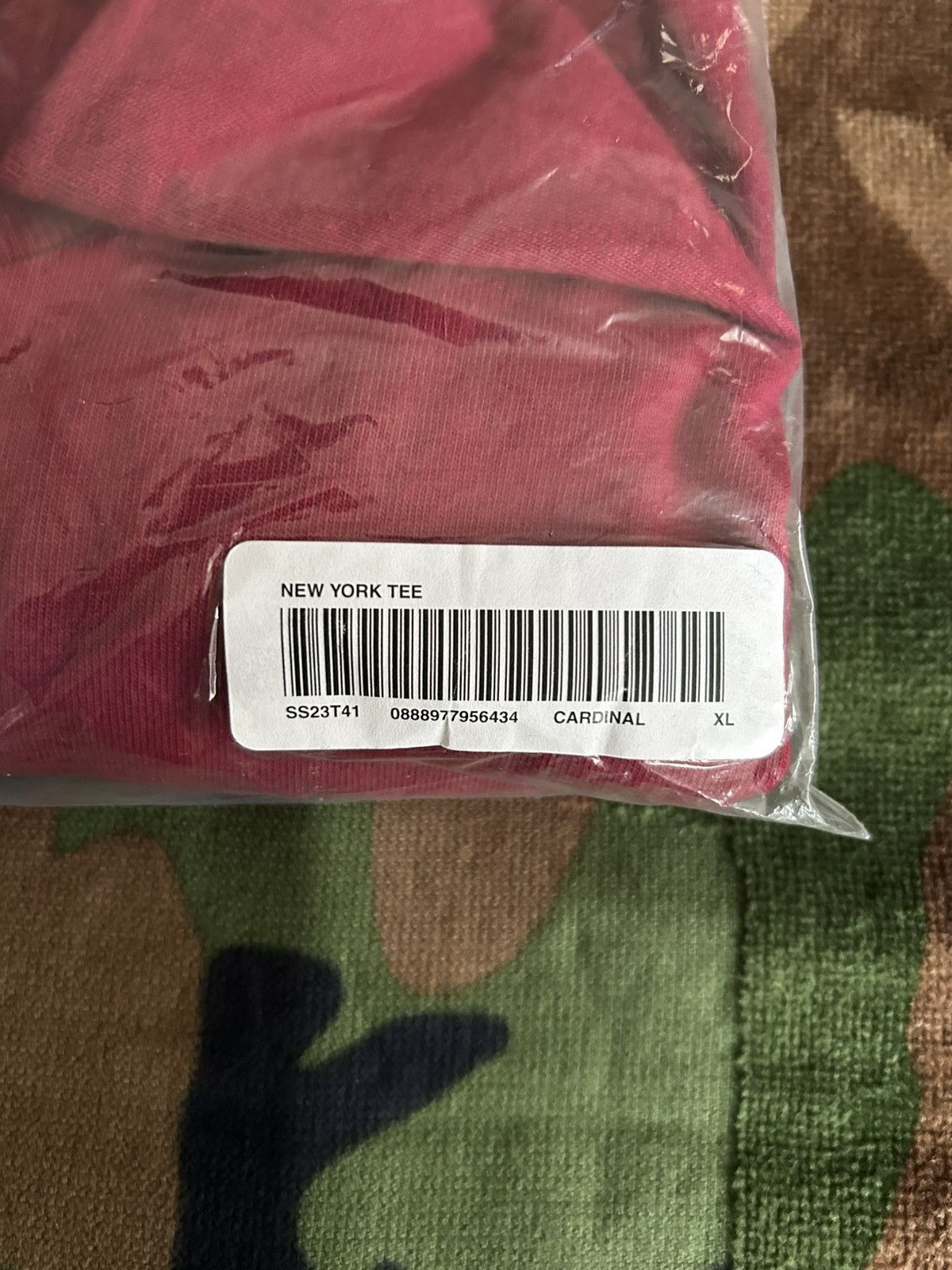 Supreme Supreme New York Tee Light Cardinal XL SS23 Size US XL / EU 56 / 4 - 5 Thumbnail