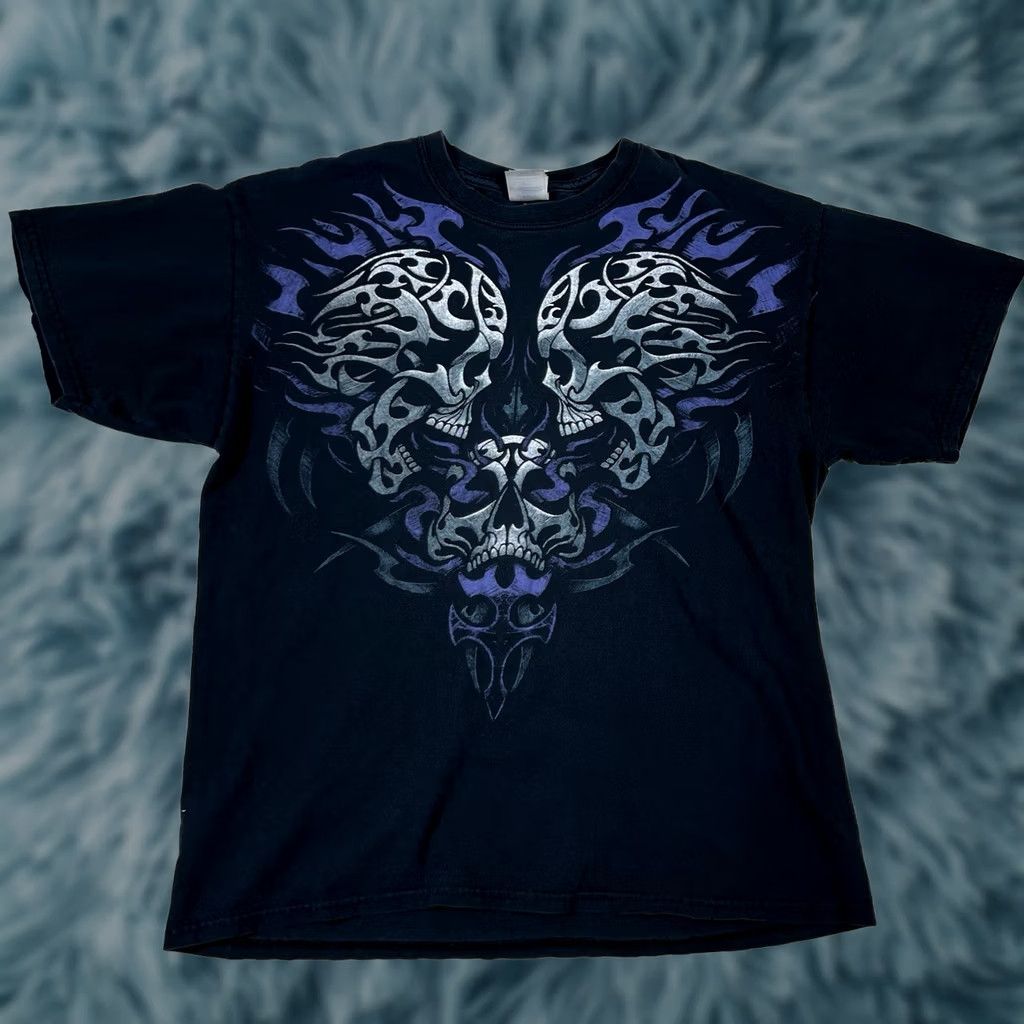 Gildan VINTAGE Gildan T-Shirt Black Grunge Y2K Liquid Blue Tribal Skulls Skate Emo Goth Large L Mens Size US L / EU 52-54 / 3 - 1 Thumbnail