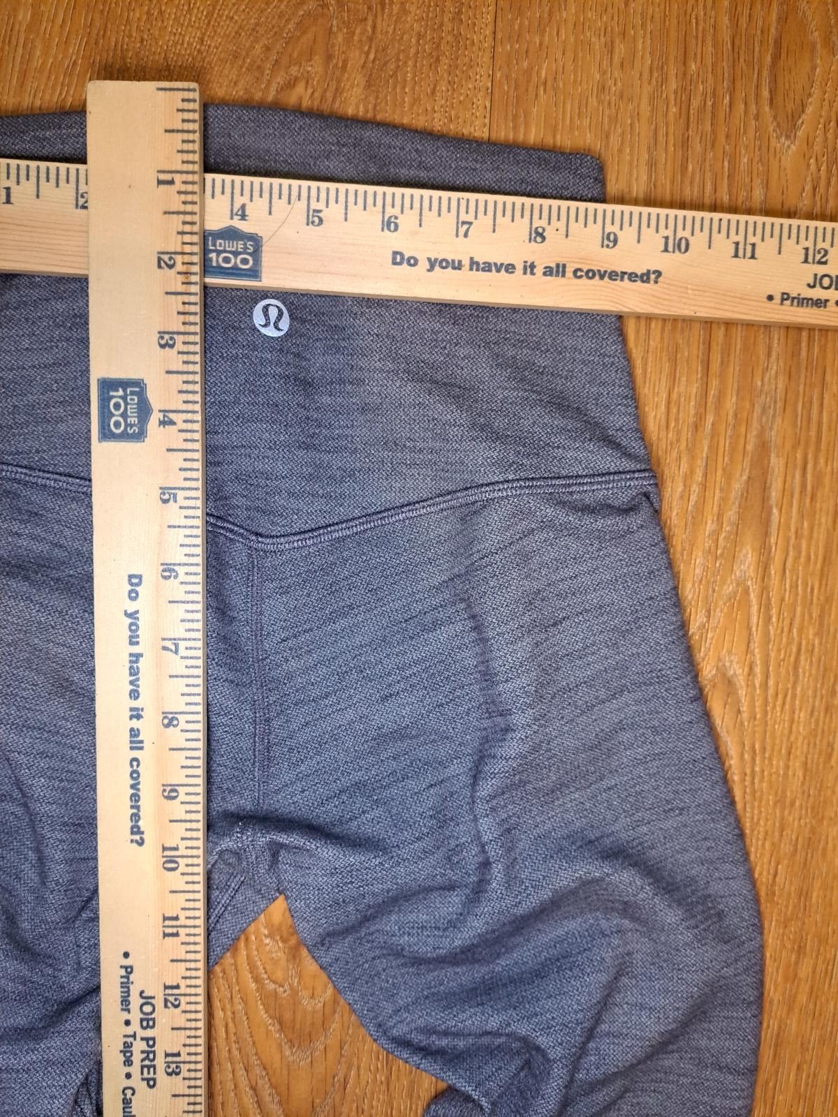 Lululemon Lululemon Women's Gray Leggings Pants Activewear Size 30" / US 8 / IT 44 - 4 Thumbnail