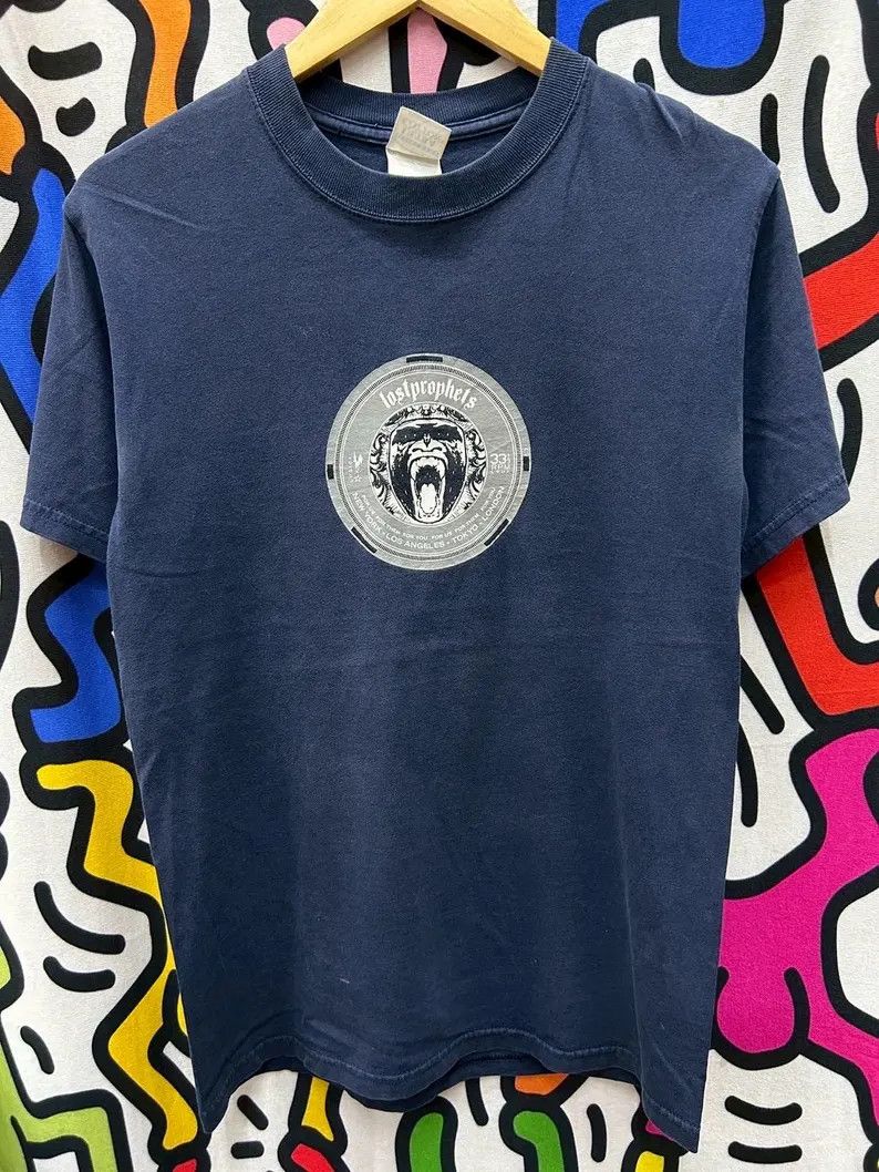 Vintage Vintage 2000s Lostprophets Band tshirt size S Size US S / EU 44-46 / 1 - 2 Thumbnail