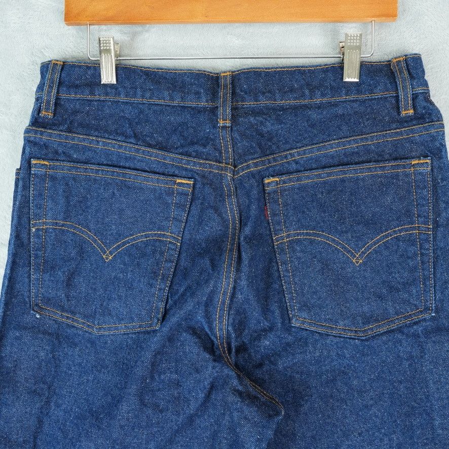 Levi's Vintage 90s Levis 551 Jeans 16 Short Relaxed Fit Tapered Leg Size 38" / US 16 / IT 52 - 8 Thumbnail