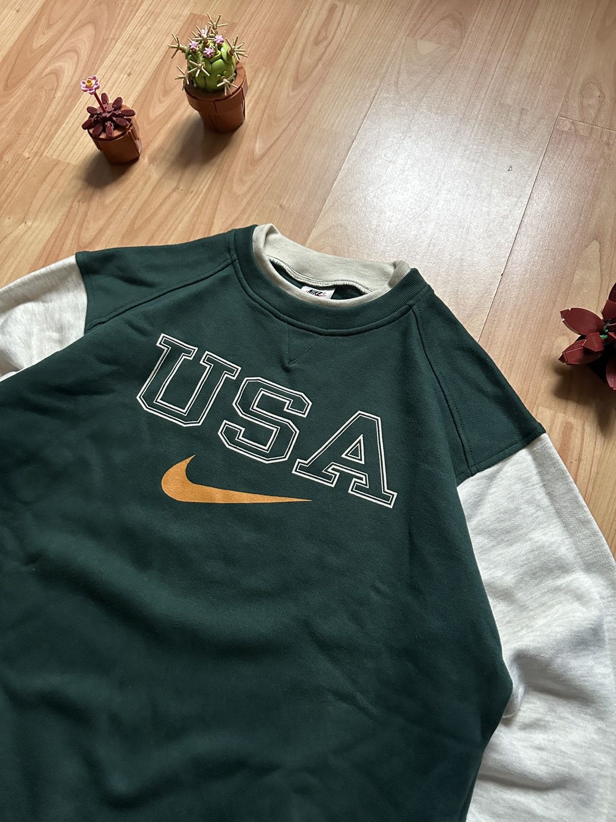 Nike Vintage DSWT 90s Nike USA Spellout sweatshirt size XS-S fit Size US XS / EU 42 / 0 - 2 Thumbnail