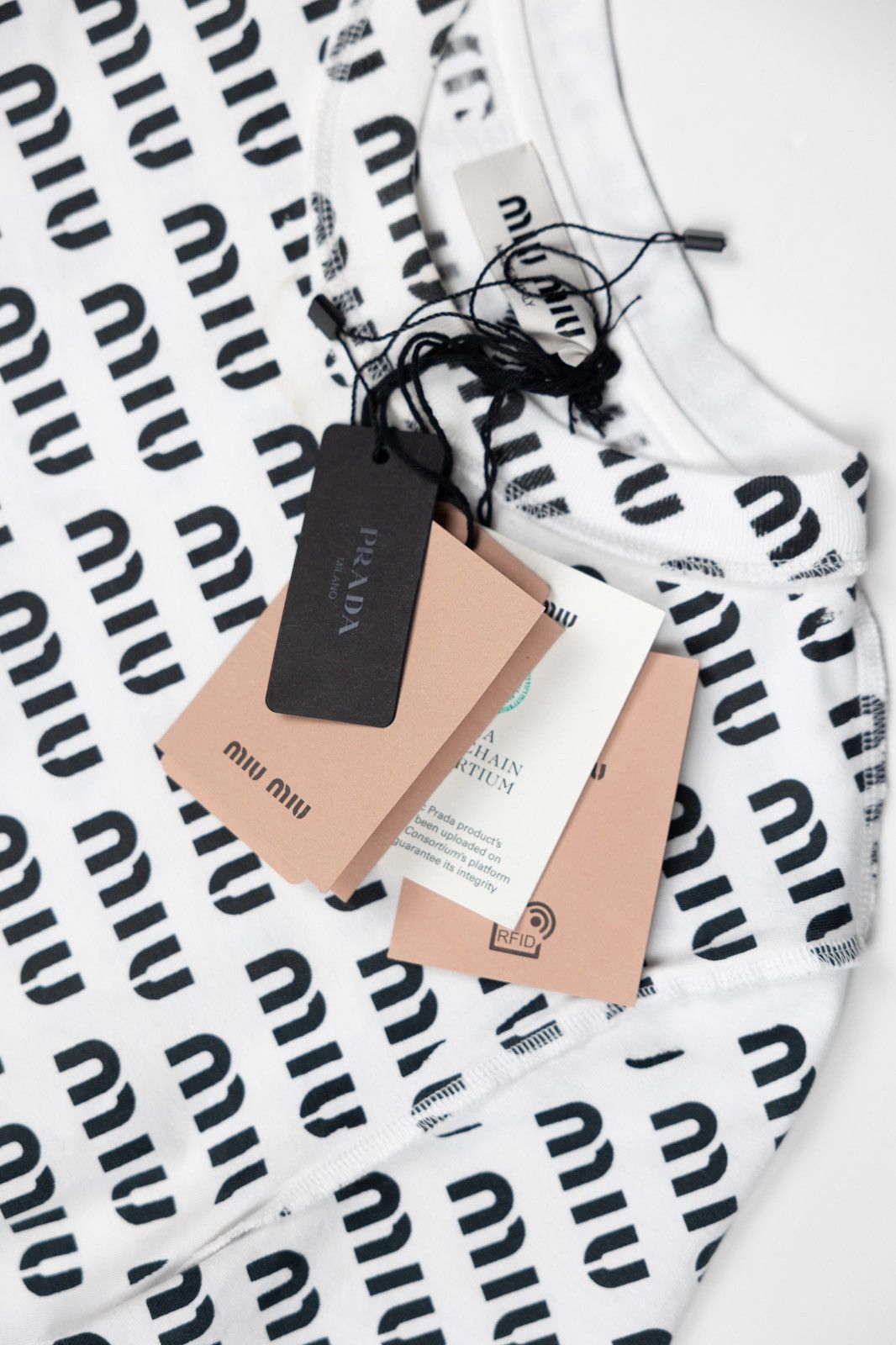 Miu Miu Miu Miu Logo Print Tee Size XS / US 0-2 / IT 36-38 - 4 Thumbnail