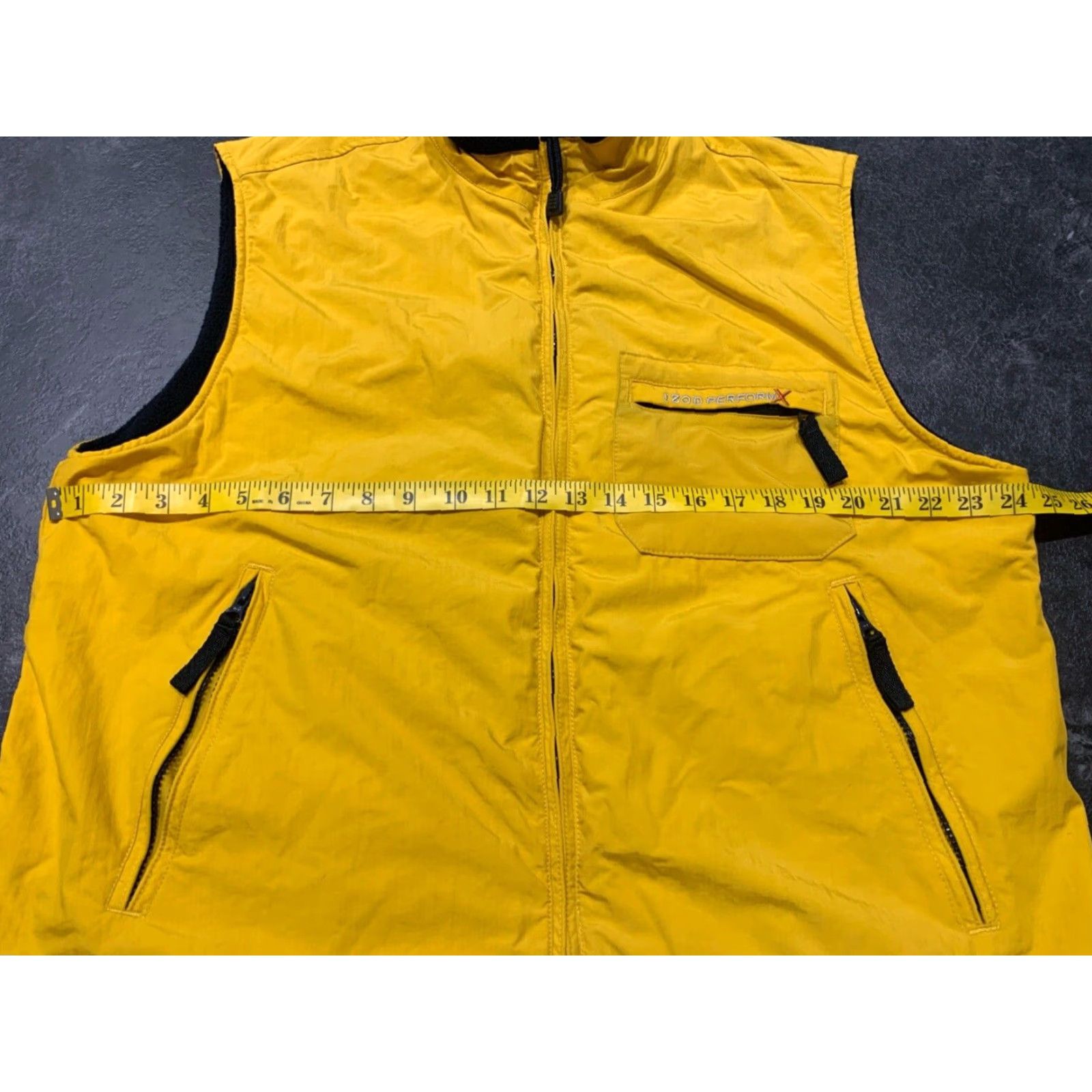 Izod IZOD Mens Reversible Black & Yellow Fleece Zip Up Vest, Size Large, Outdoor Size US L / EU 52-54 / 3 - 7 Thumbnail