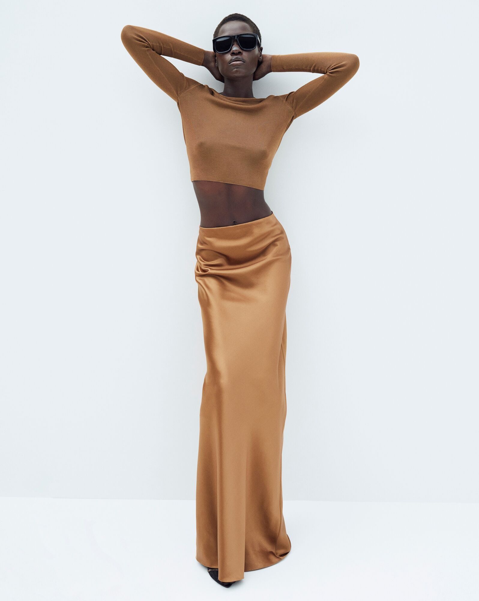 Saint Laurent Paris o1s1wg110225 731652 Long Skirt in Crepe Satin in Light Brown Size 30" / US 8 / IT 44 - 2 Thumbnail