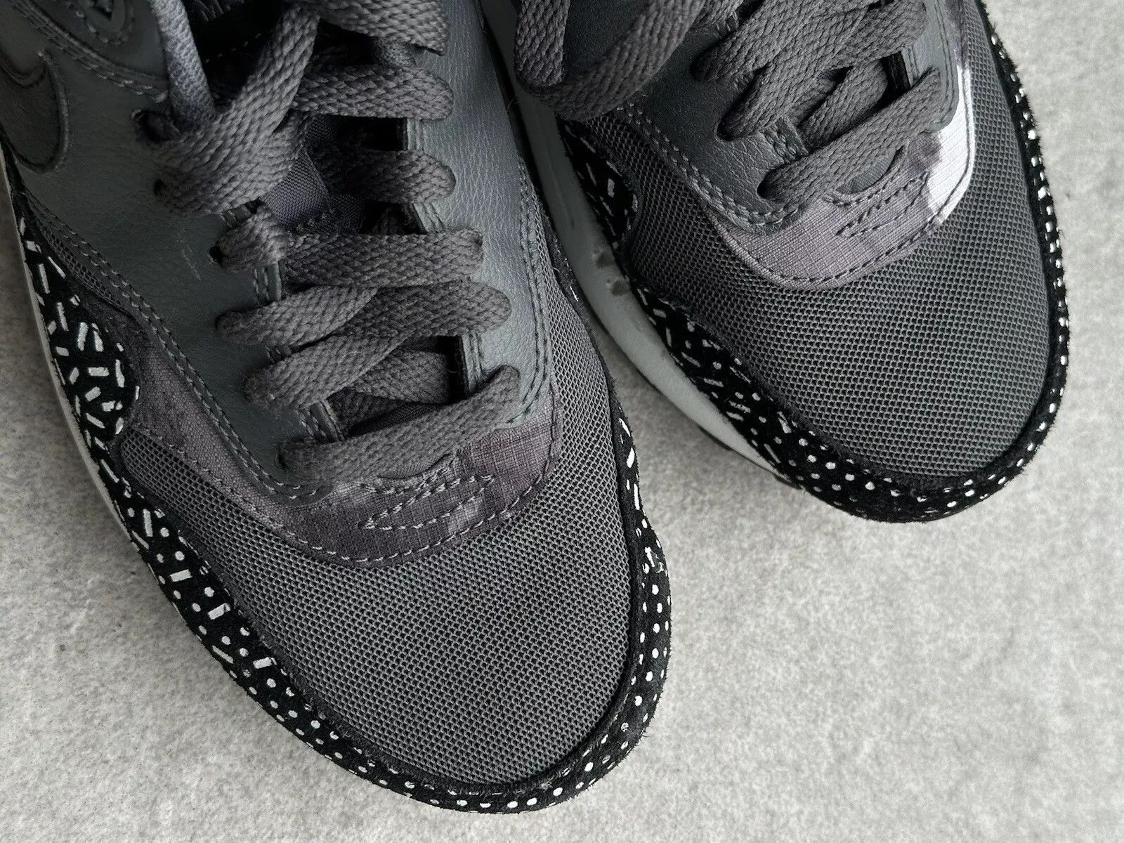 Nike Nike Air Max 1 Dark Grey Metallic 2014 Womens Shoes Sneakers Size US 6.5 / IT 36.5 - 9 Thumbnail