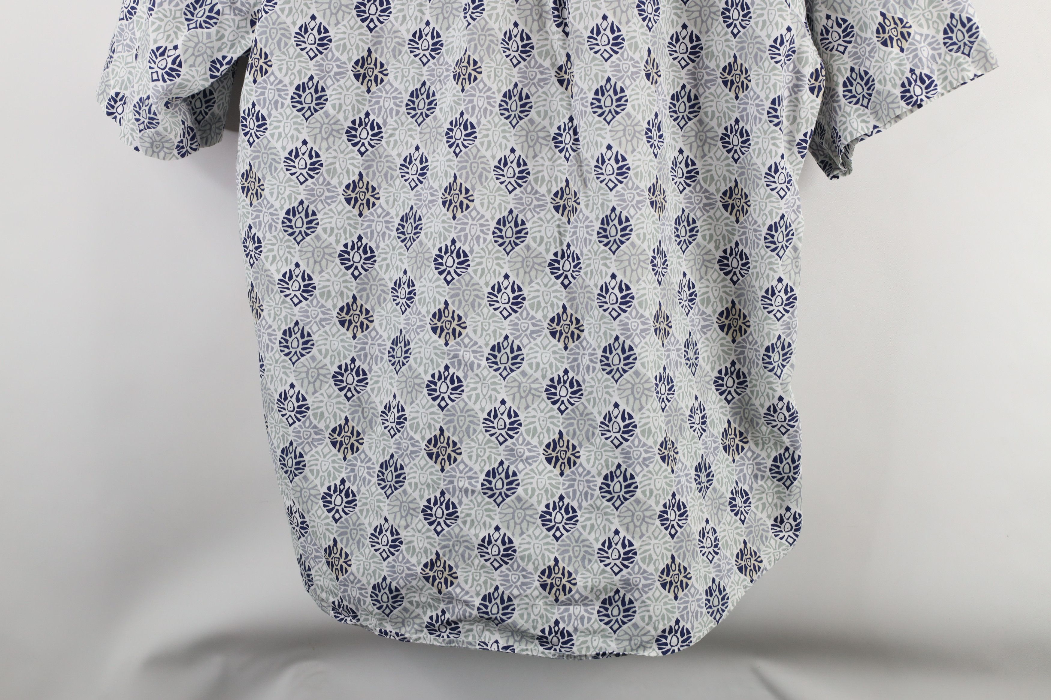 Vintage Vintage 90s Streetwear Baggy Fit Short Sleeve Button Shirt Size US M / EU 48-50 / 2 - 9 Thumbnail