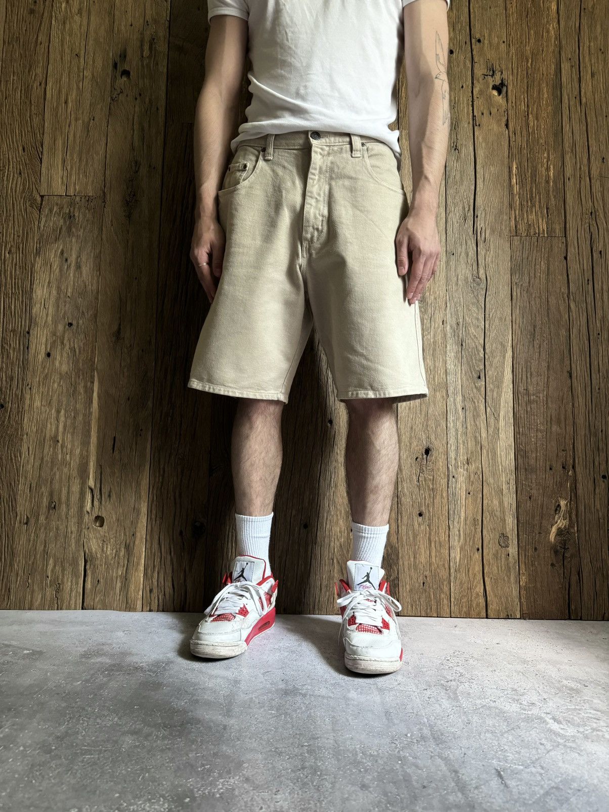 Tony Hawk × Vintage Vintage 90s 26 Red Skateboarding USA Jeans Beige Shorts Size US 31 - 1 Thumbnail