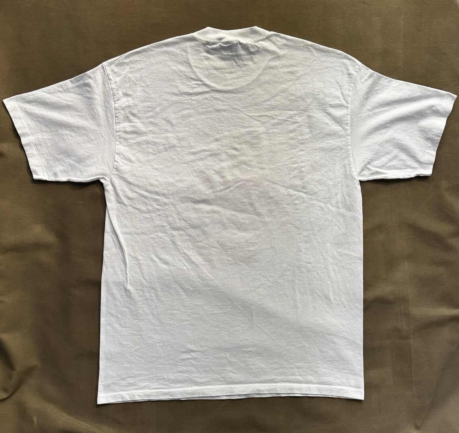 Vintage Vintage 90s Teddy Bear Heart White Single Stitch T-Shirt New Size US XL / EU 56 / 4 - 3 Thumbnail