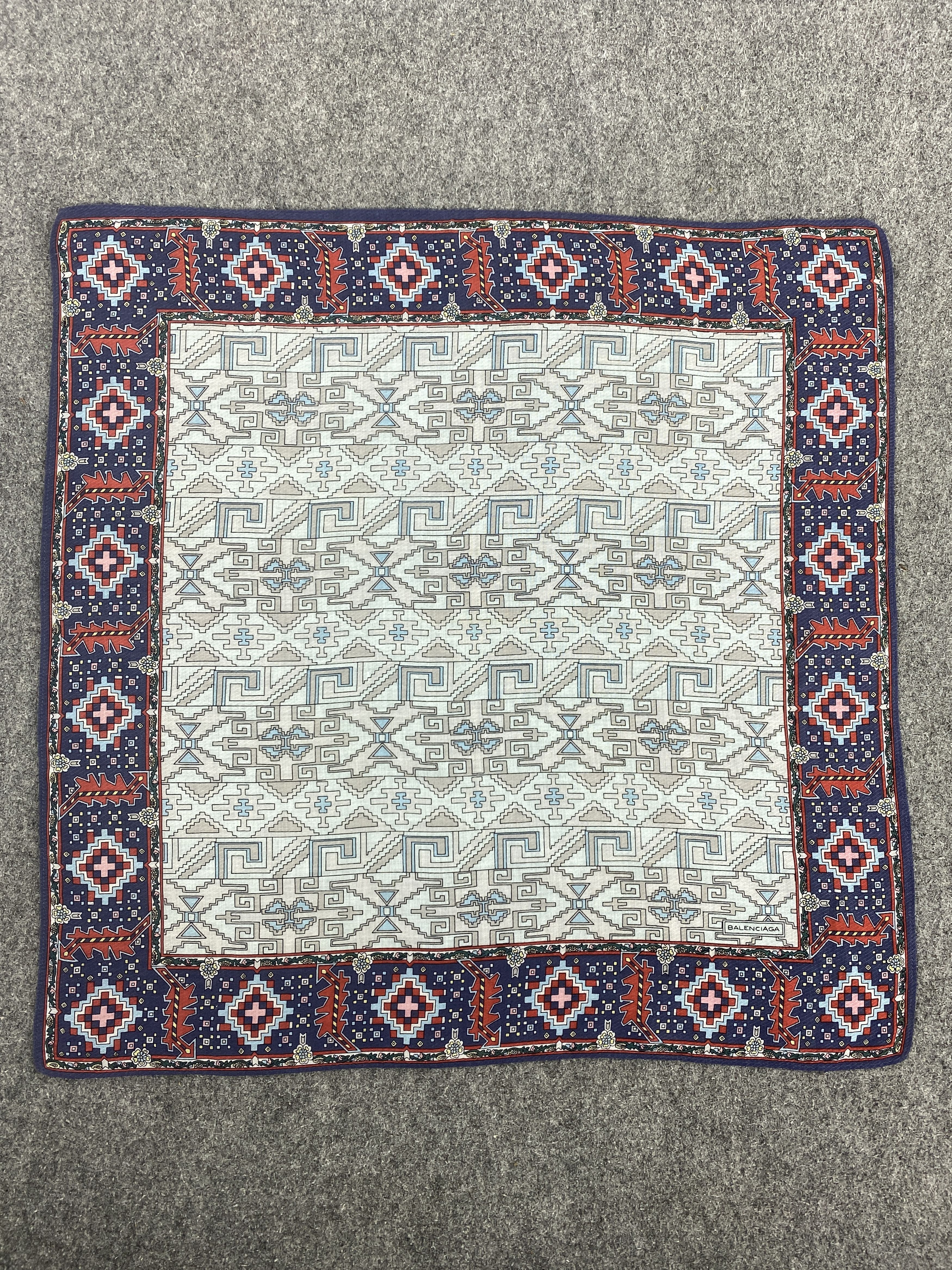 Balenciaga Vintage Balenciaga Handkerchief / Neckerchief KT0298 Size ONE SIZE - 4 Thumbnail