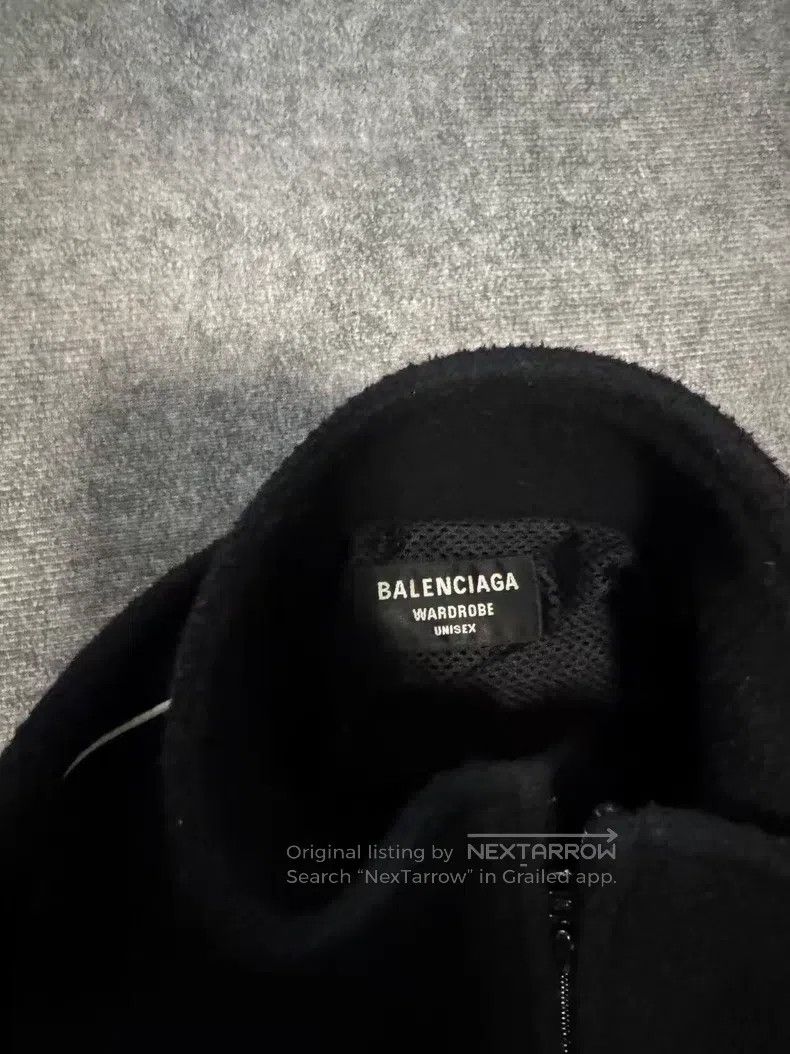 Balenciaga Balenciaga Embroidered Logo Fleece Jacket Size US S / EU 44-46 / 1 - 3 Thumbnail