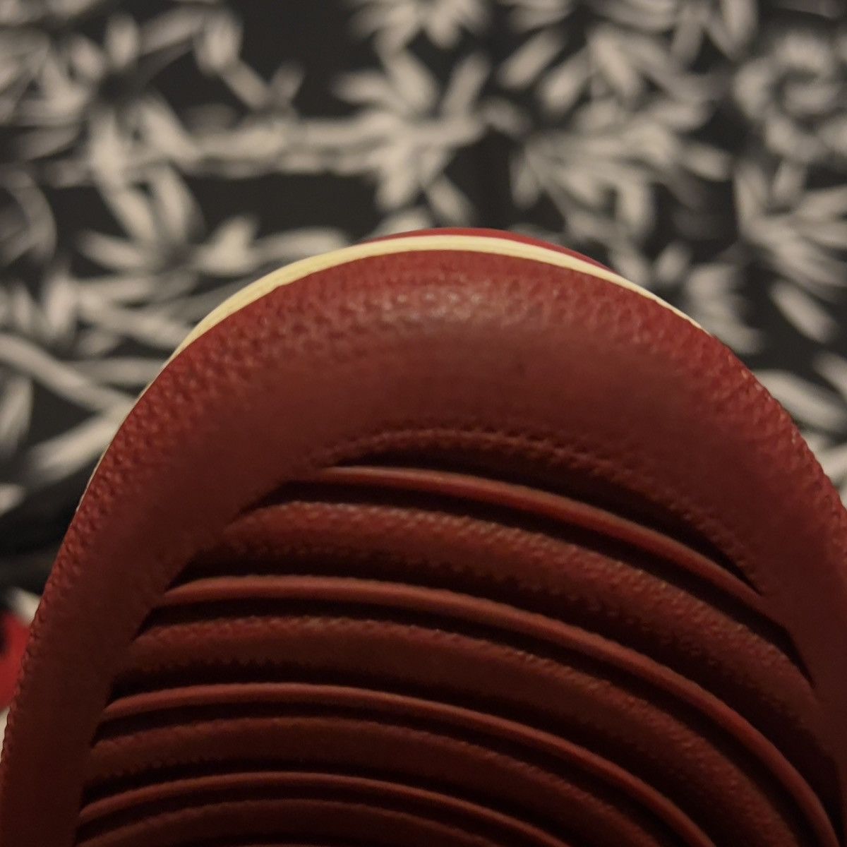Jordan Brand Jordan 1 Retro “Chicago” (2013) Size US 11.5 / EU 44-45 - 7 Thumbnail