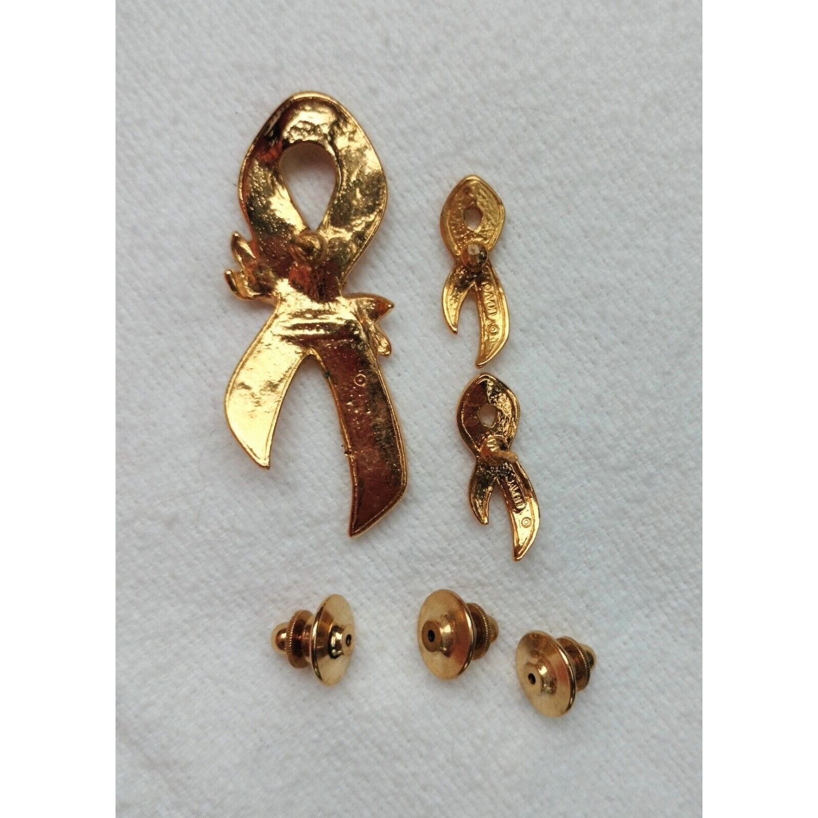 Vintage Avon Breast Cancer Awareness Pin Earring Set Rose Pink Ribbo Size ONE SIZE - 9 Thumbnail