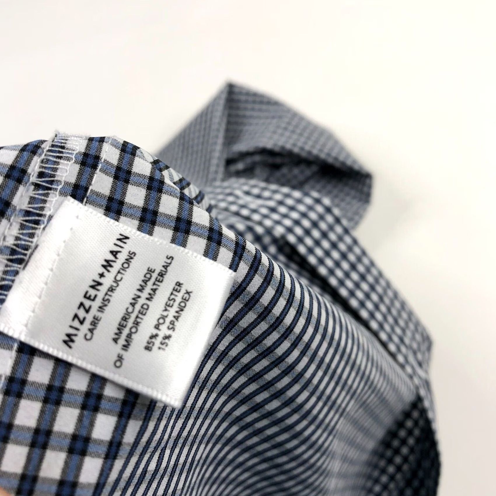 Mizzen+Main Mizzen + Main Mens Shirt XL Trim Fit Blue White Check Long Sleeve Button EUC Shirt Size US XL / EU 56 / 4 - 6 Thumbnail