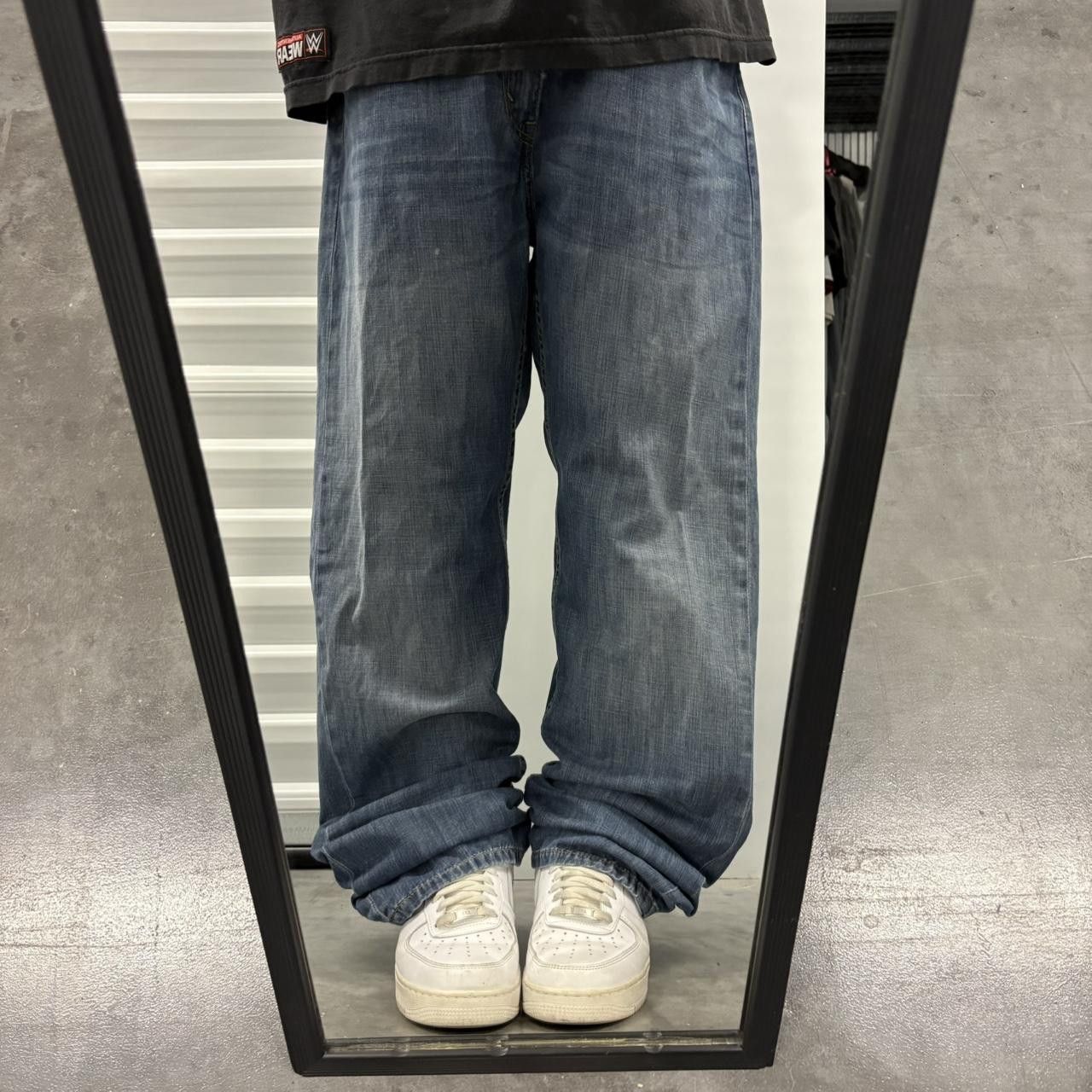Levi's Crazy Vintage Y2K/2000s Baggy Levis 505 Streetwear Medium Wash Denim Jeans! Size US 38 / EU 54 - 1 Thumbnail