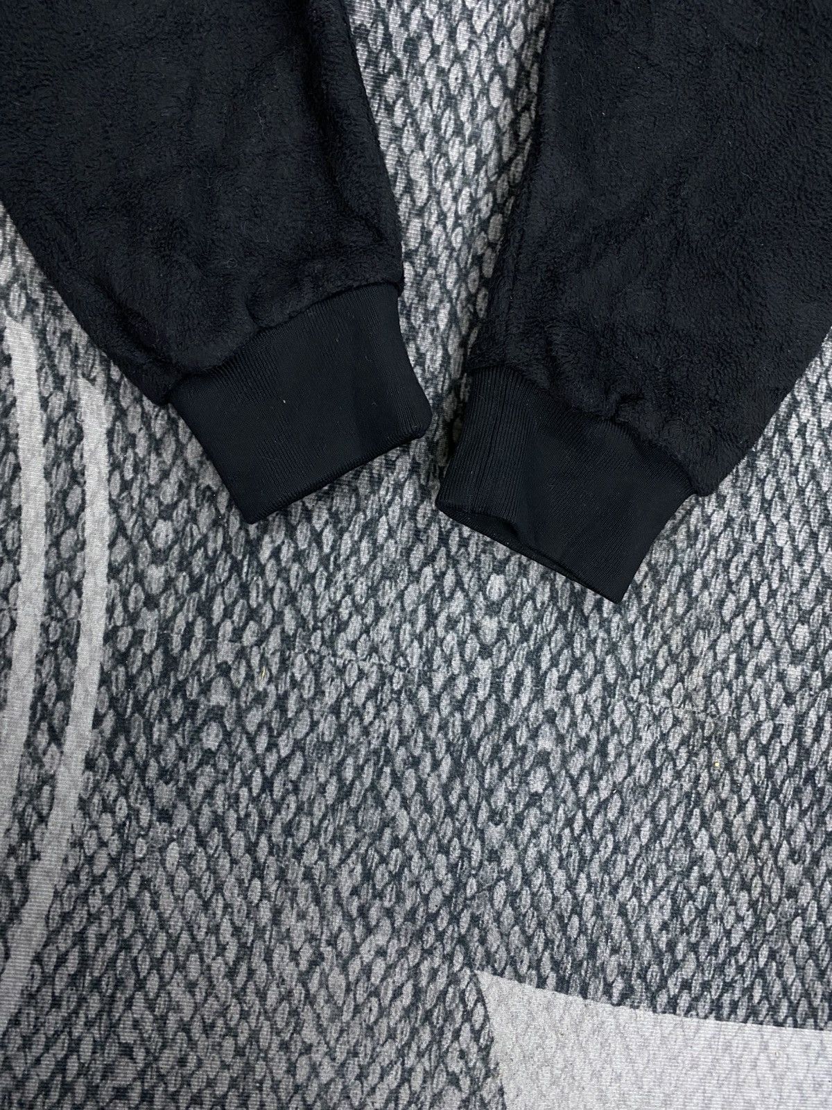 Uniqlo × White Mountaineering White Mountaineering X Uniqlo Fleece Retro Style Jacket Size US M / EU 48-50 / 2 - 8 Thumbnail