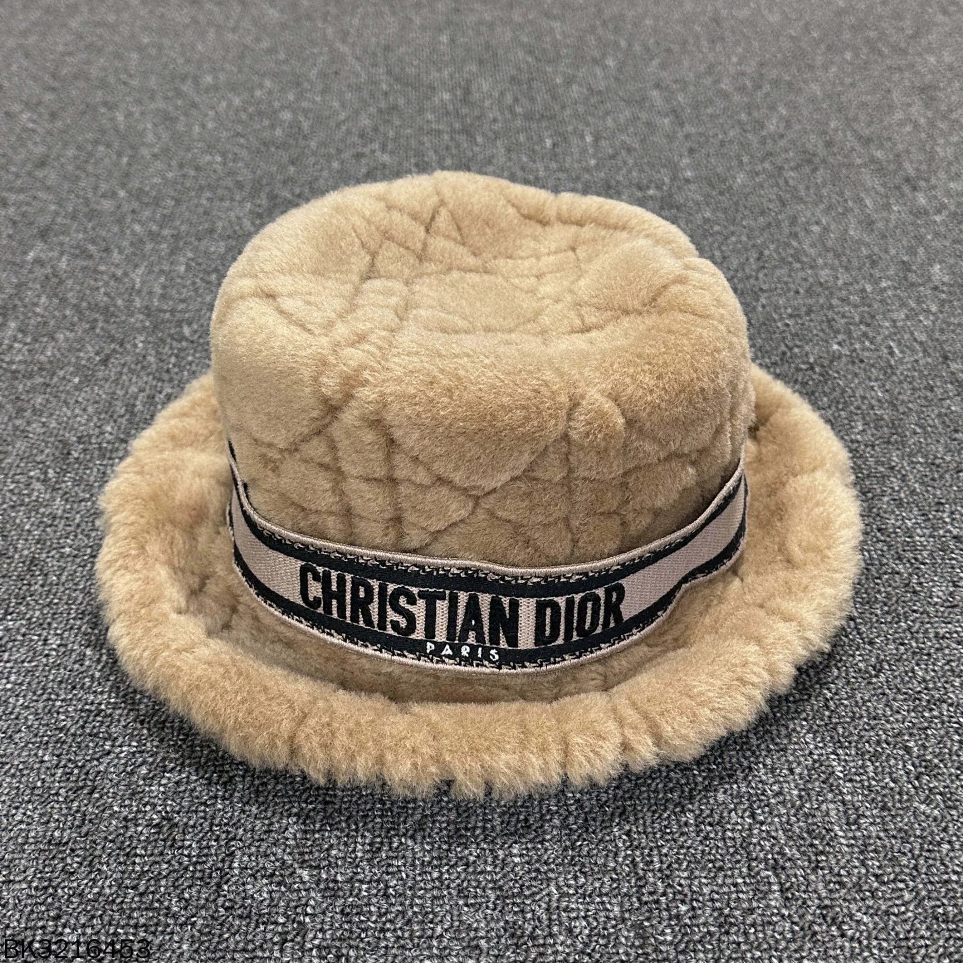 Dior Dior Cannage Fur Fisherman Hat Size ONE SIZE - 1 Thumbnail