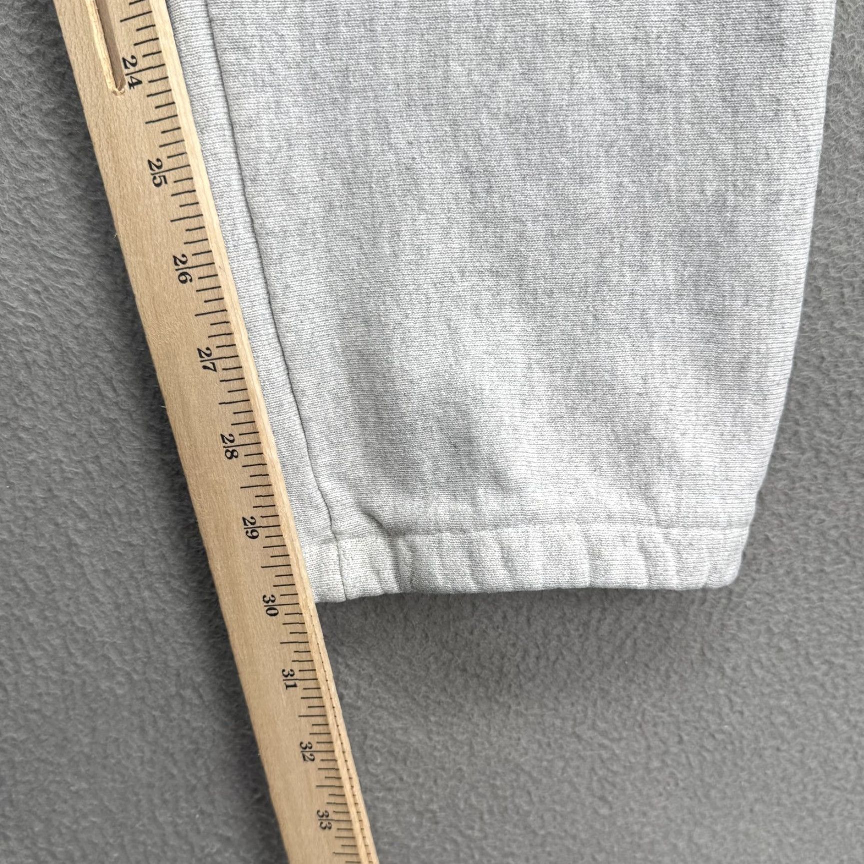 Champion Champion X Kith Sweatpants Mens Medium Gray Reverse Weave Jogger Slim Tapered Pants Casual Activewear Size US 31 - 7 Thumbnail