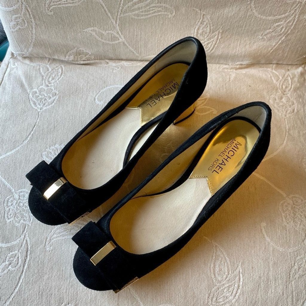 Michael Kors Michael Micheal Kors Black Shoes With Gold Heels, Women's (Size 6.5)
