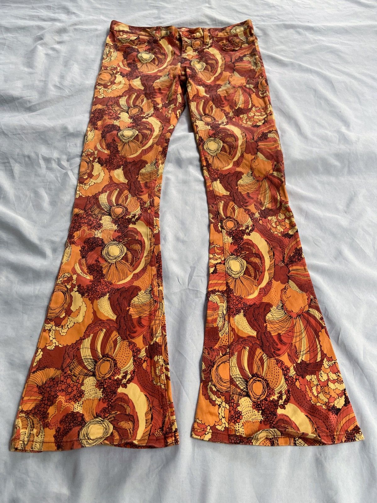 Hysteric Glamour HYSTERIC GLAMOUR PRINTED FLOWERS FLARED PANTS Size 29" - 1 Thumbnail