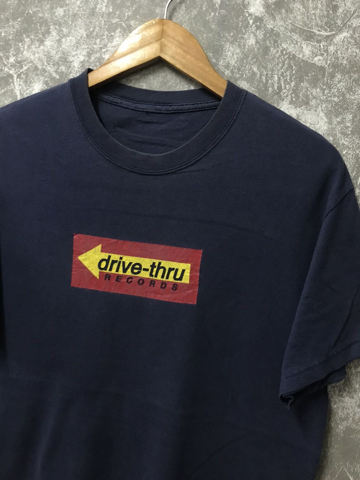 Band Tees Vintage Drive-Thru Record Music Tee Size US M / EU 48-50 / 2 - 2 Thumbnail