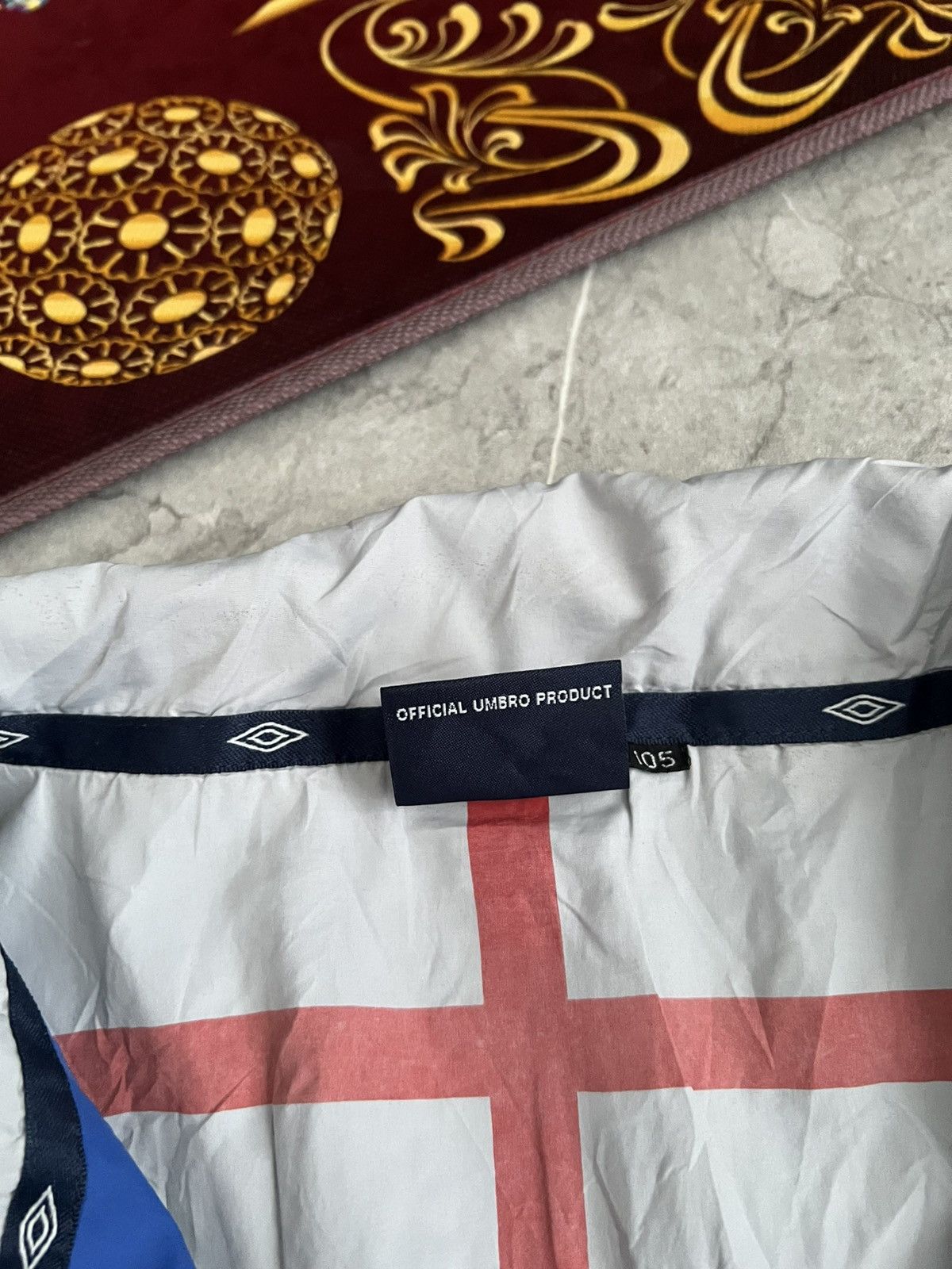 Umbro × Vintage (SOLD OUT) Vintage Umbro England Windbreaker Size US L / EU 52-54 / 3 - 6 Thumbnail