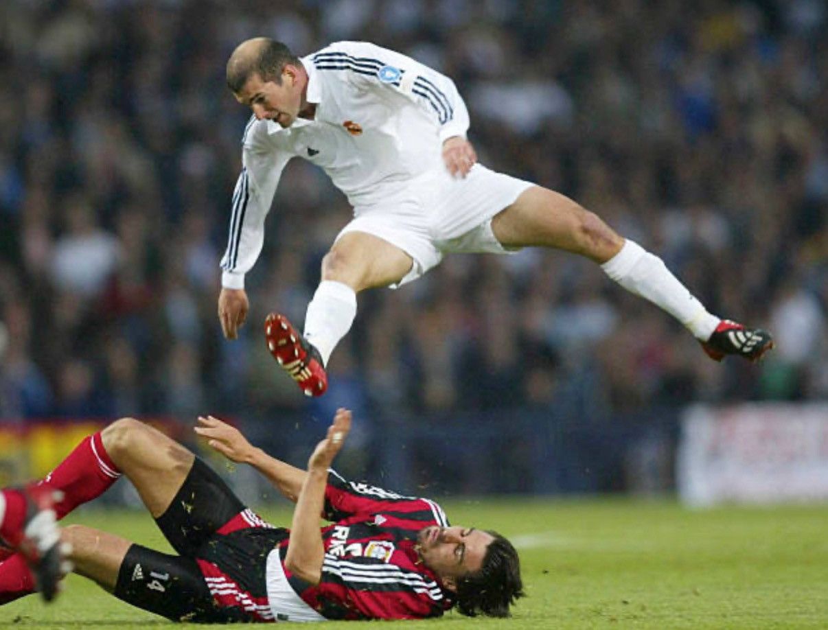 Adidas RARE Zidane Real Madrid Adidas Jersey Longsleeve 02/03 Size US M / EU 48-50 / 2 - 1 Thumbnail
