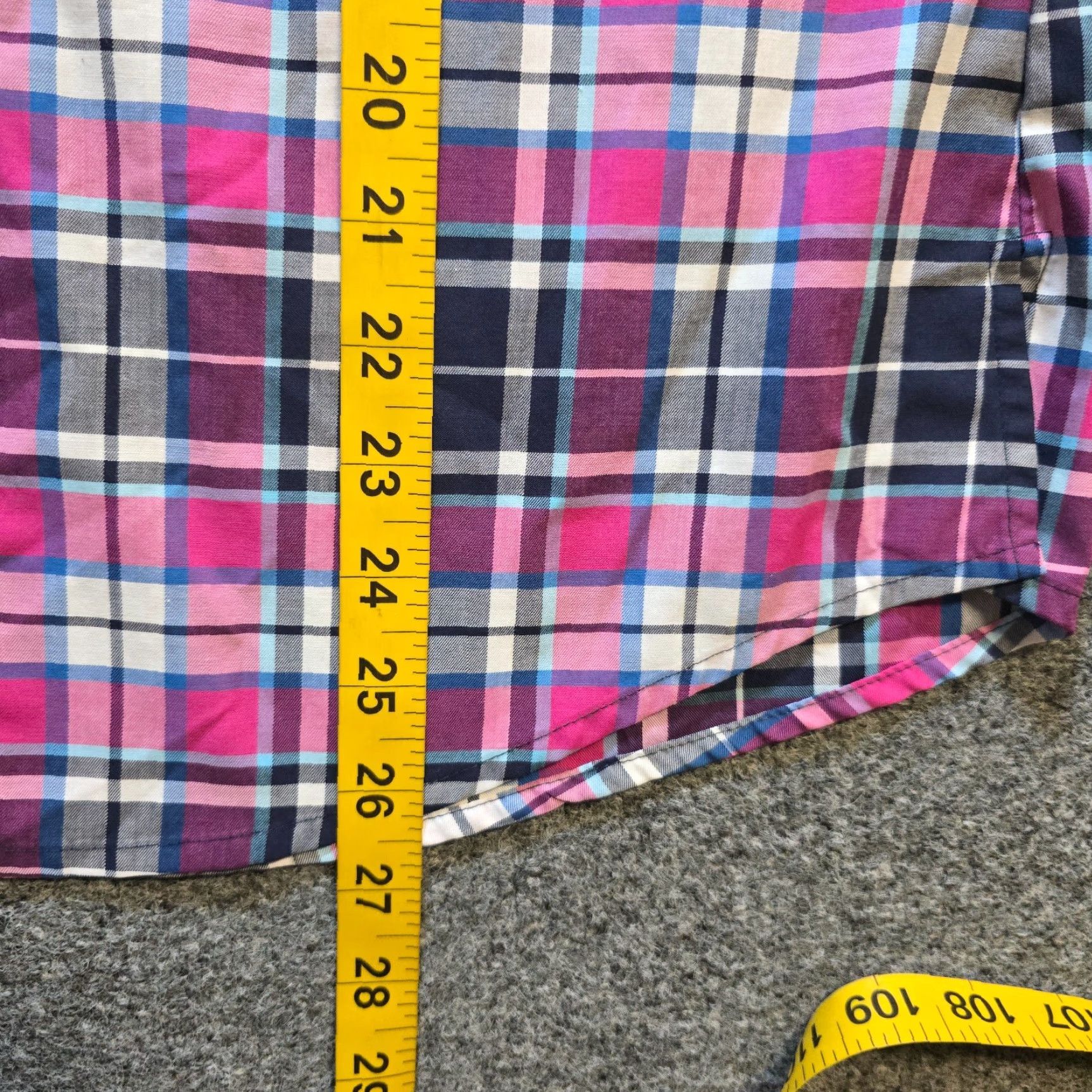 Vintage Foxcroft Top Pink Plaid Button Long Sleeve Wrinkle Free 8 Womens Blouse Casual Career Home Office Shirt Size M / US 6-8 / IT 42-44 - 6 Thumbnail