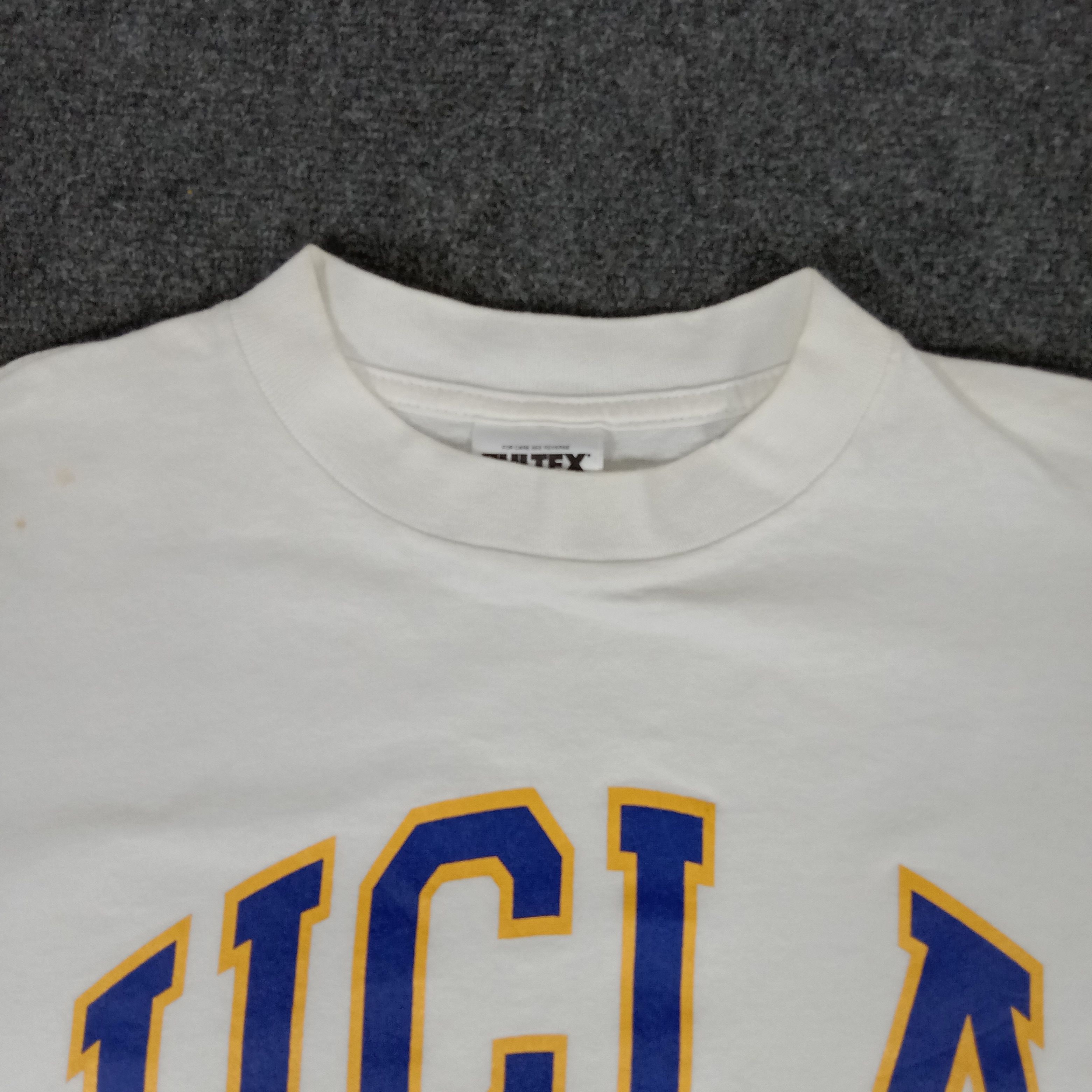 Vintage University Of California Los Anggeles UCLA Tshirt Size US M / EU 48-50 / 2 - 5 Thumbnail