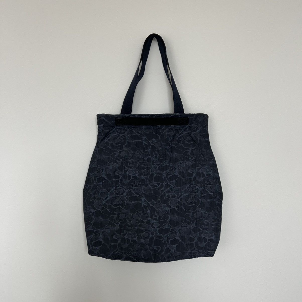 Mismo Mismo Tote Bag Size ONE SIZE - 1 Thumbnail