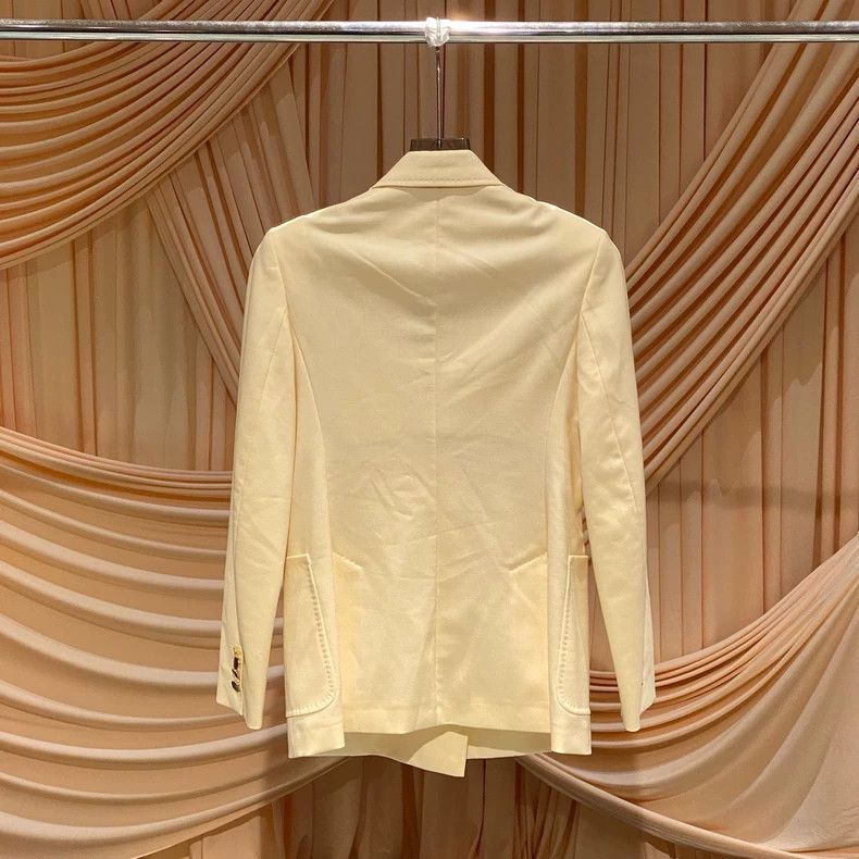 Max Mara Max Mara Beige double-breasted gold button blazer Size M / US 6-8 / IT 42-44 - 2 Thumbnail