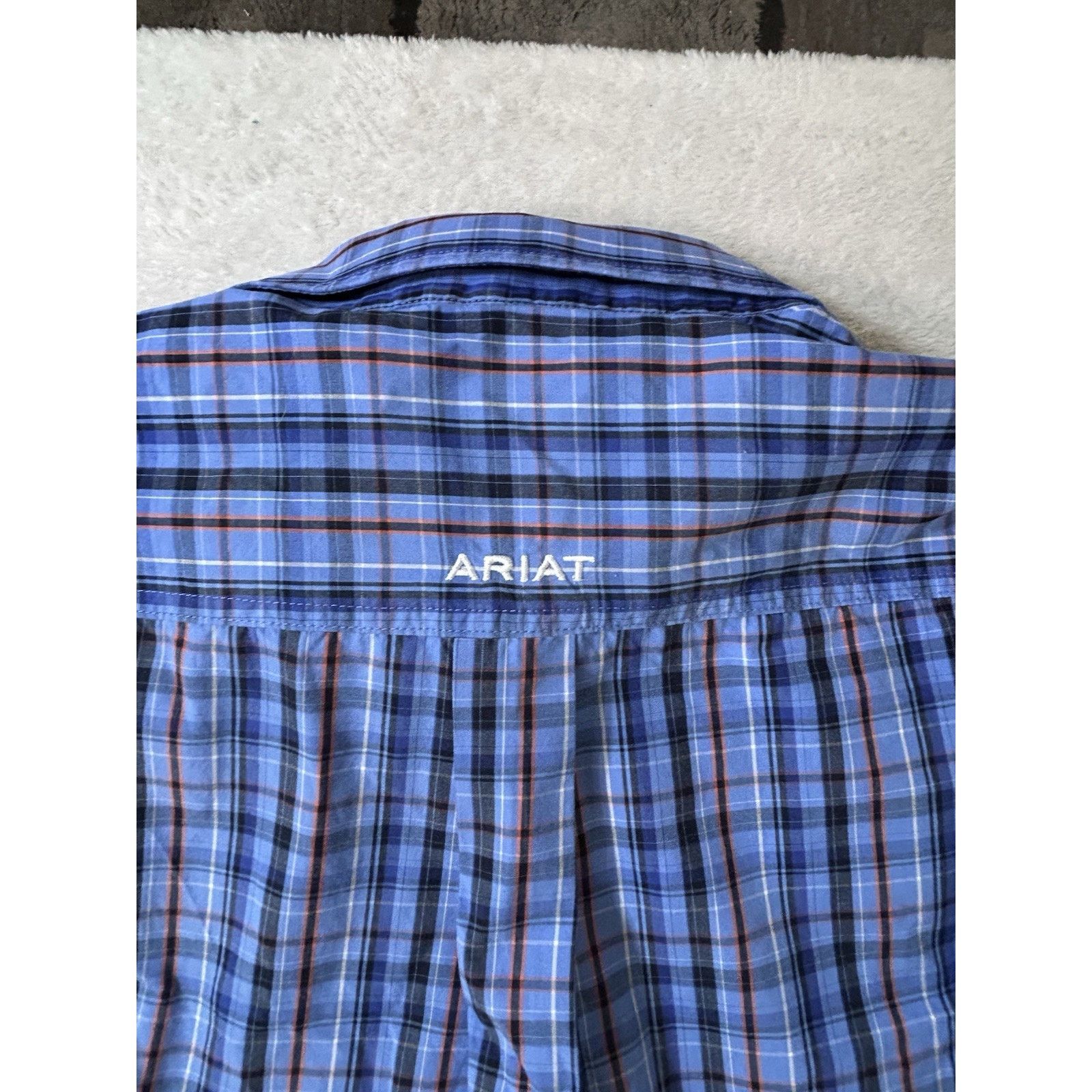 Ariat ariat pro series button down shirt mens L Blue Plaid Size US L / EU 52-54 / 3 - 8 Thumbnail