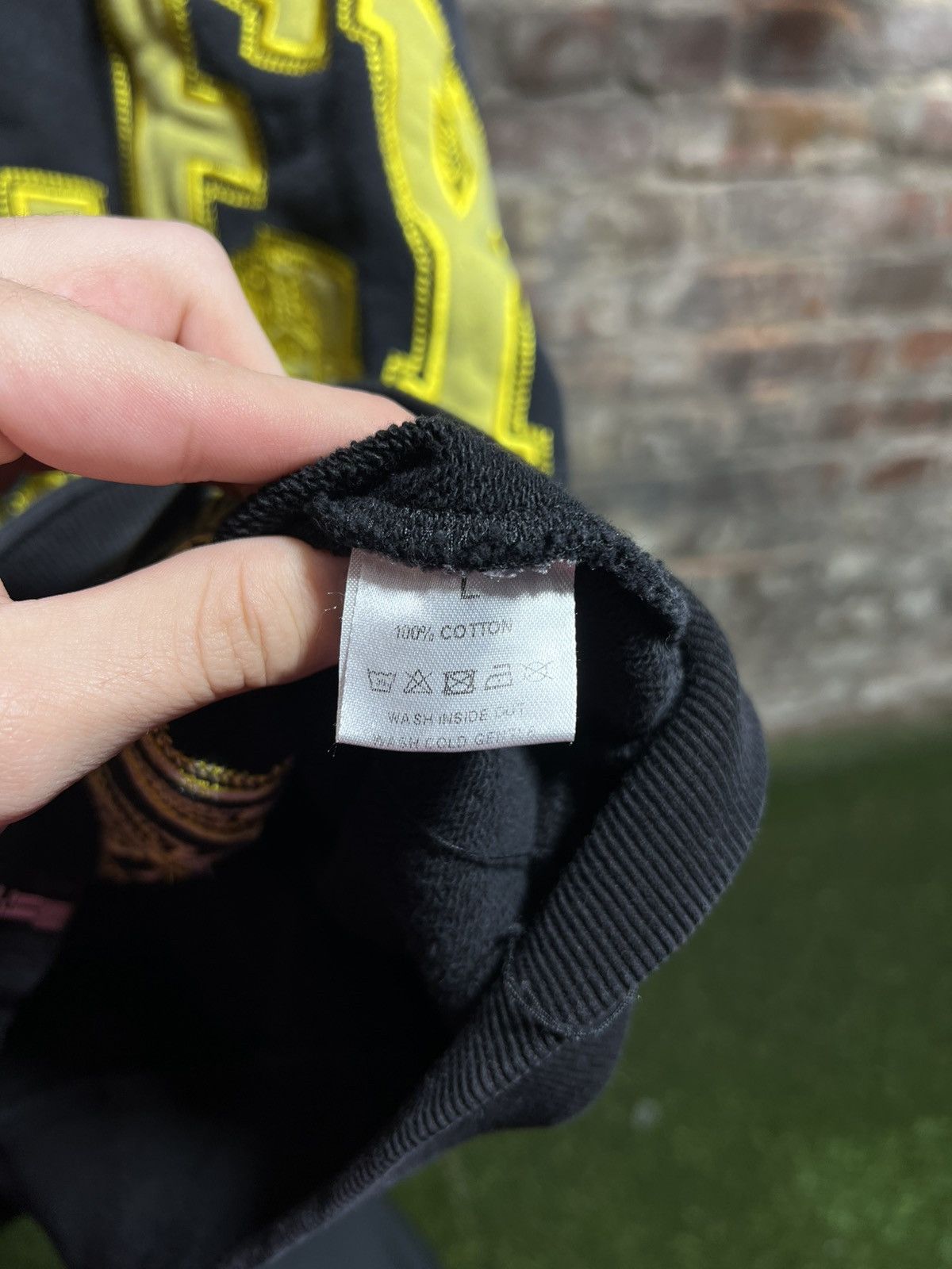 Vale Valley Sports Division Zip-Up Black/Yellow Sz. L Size US L / EU 52-54 / 3 - 4 Thumbnail