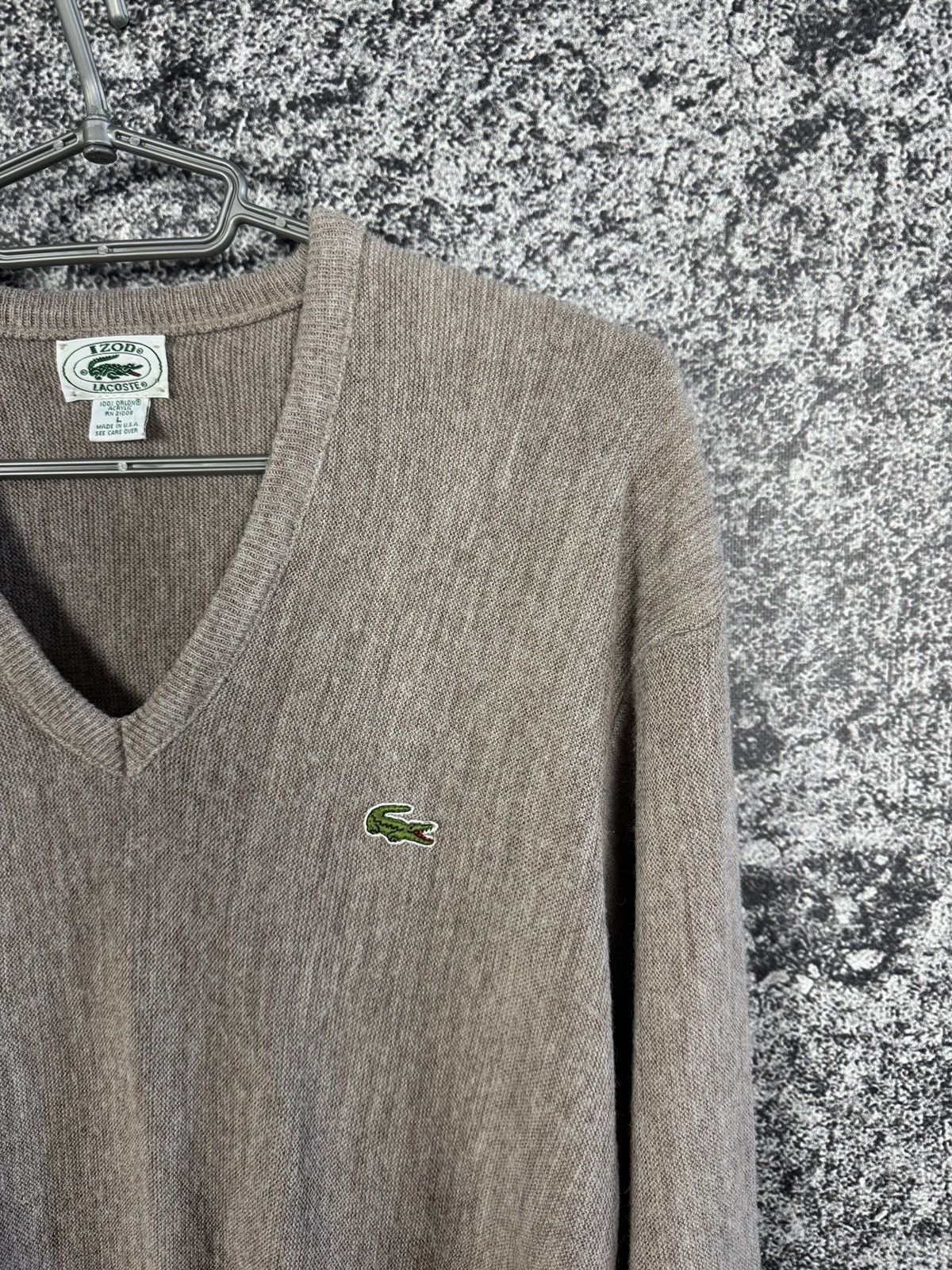 Lacoste Izod Lacoste Vintage Acrylic Sweater V-Neck Pullover Size L Size US L / EU 52-54 / 3 - 2 Thumbnail