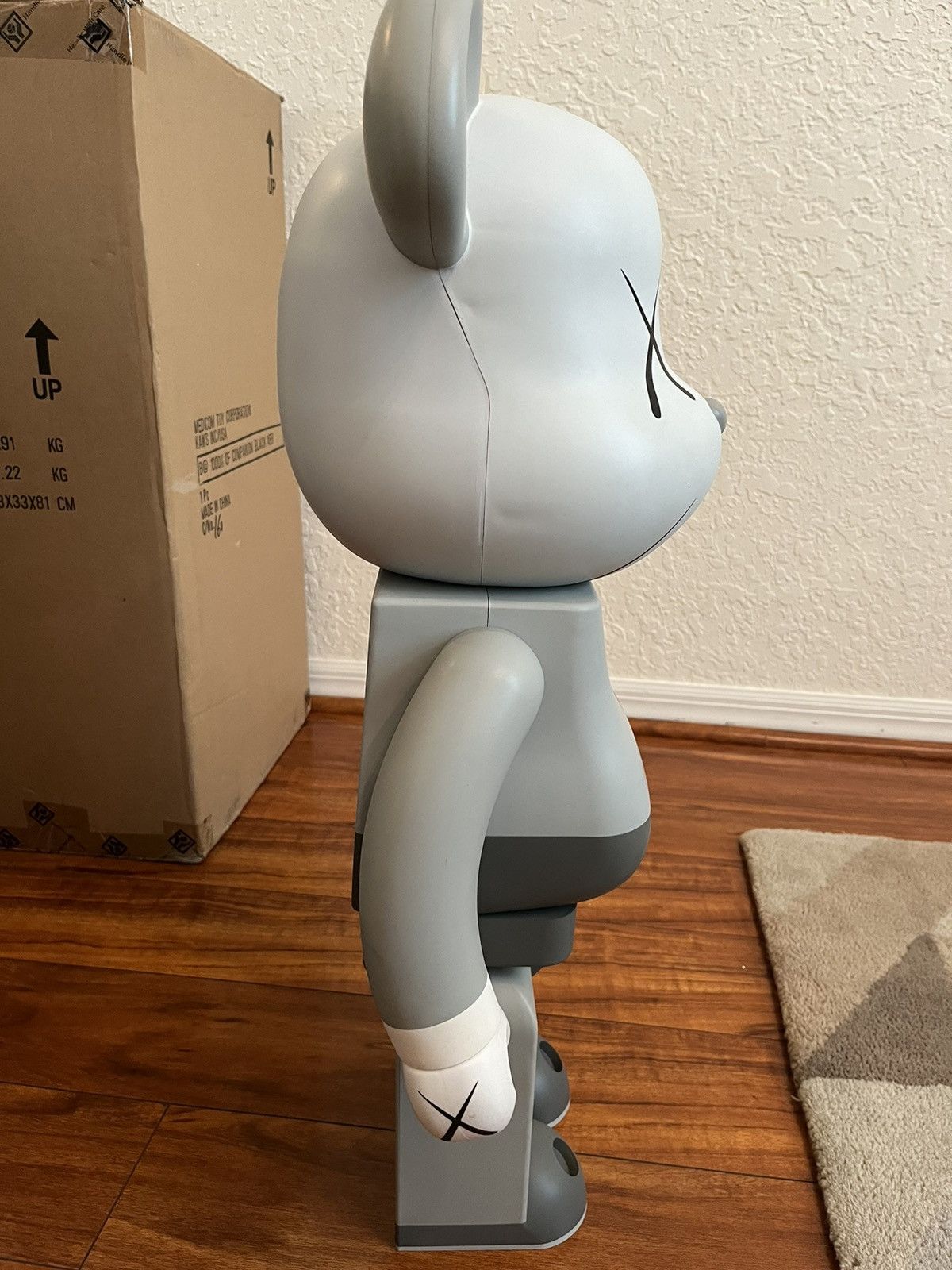Kaws Kaws x Medicom Bearbrick Original Fake 1000% Companion Grey Size ONE SIZE - 5 Thumbnail