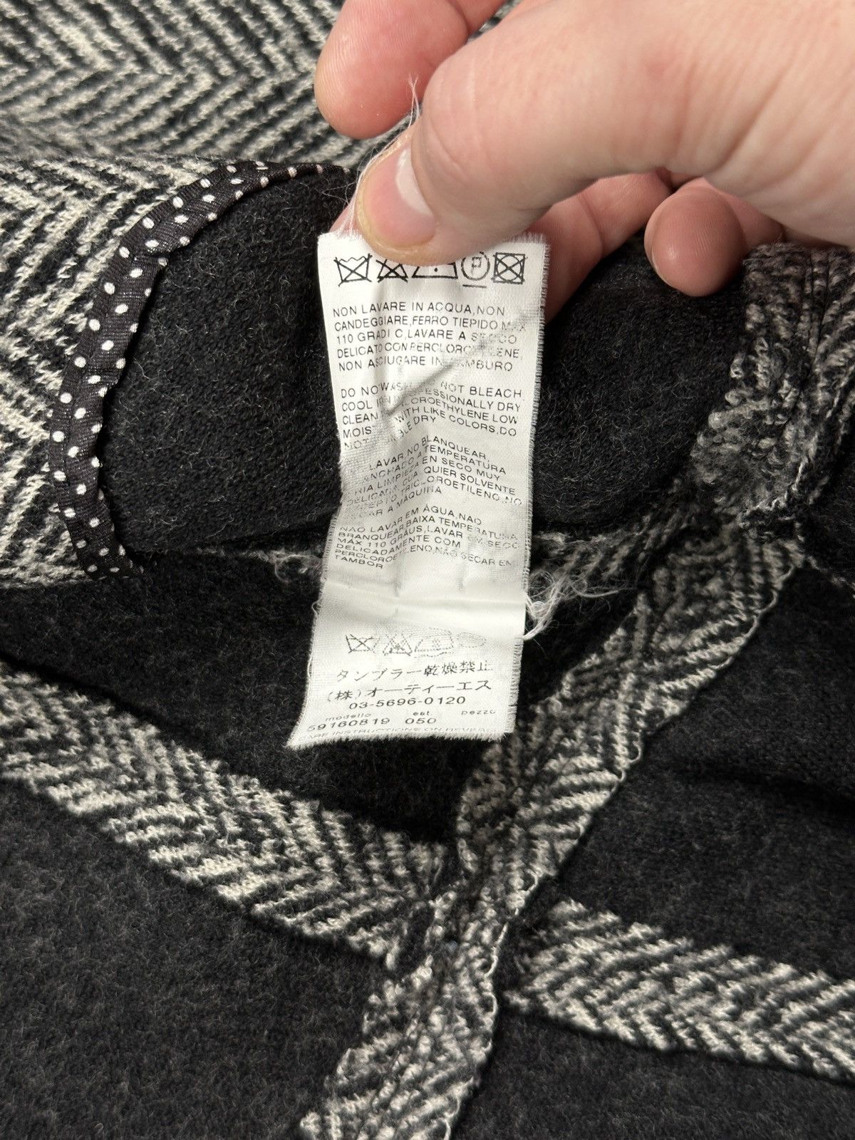 Weekend Max Mara Vintage Max Mara Weekend Herringbone Wool Coat Rare Classic Size M / US 6-8 / IT 42-44 - 21 Thumbnail