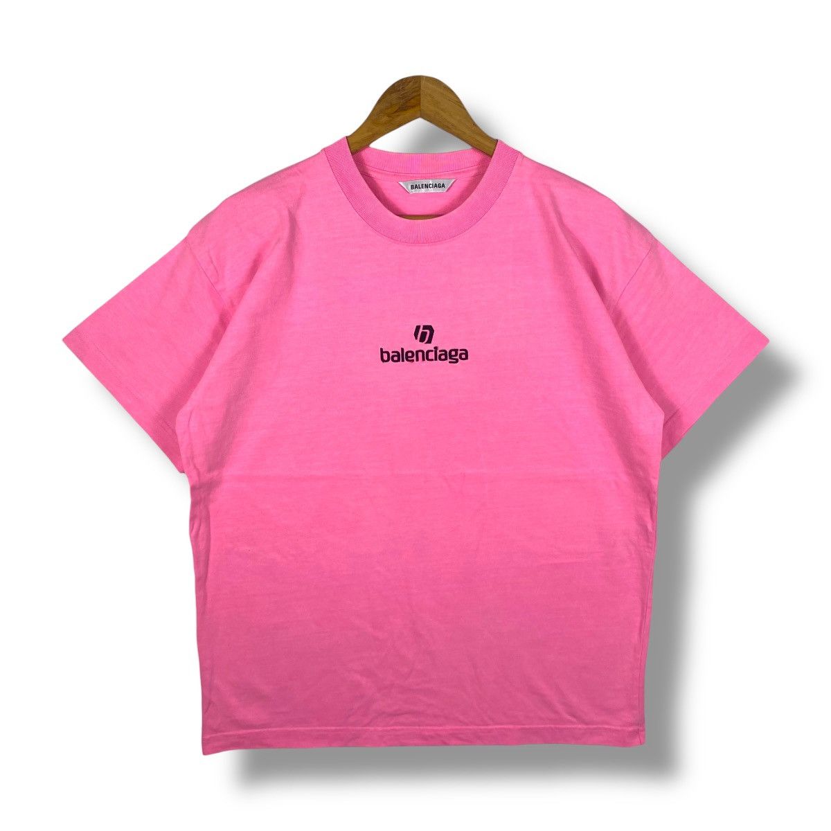 Balenciaga BALENCIAGA Pink Sponsor Logo Oversized Tee Shirt Large Size Size US L / EU 52-54 / 3 - 1 Thumbnail