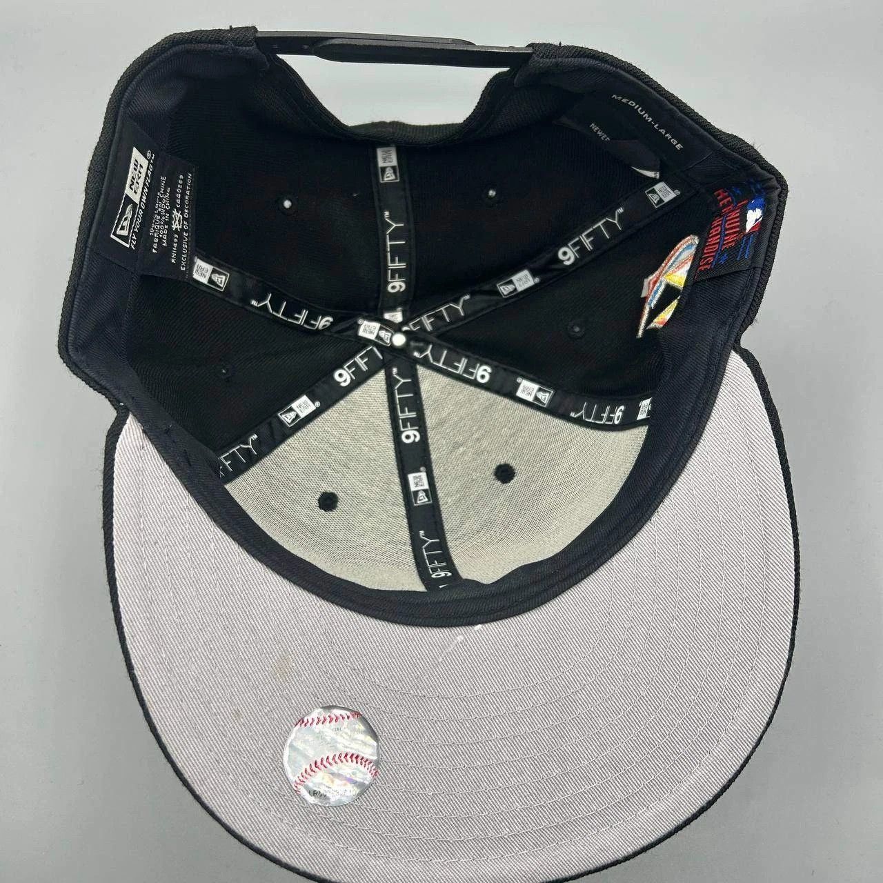 New Era Miami Marlins Hat Men M-L Black Gray Snap Back Cap Wool Size ONE SIZE - 2 Thumbnail