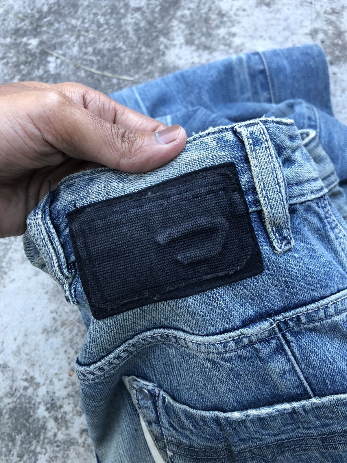 Diesel RECONSTRUCTED DIESEL FLAGIX SIX POCKET Size US 31 - 5 Thumbnail