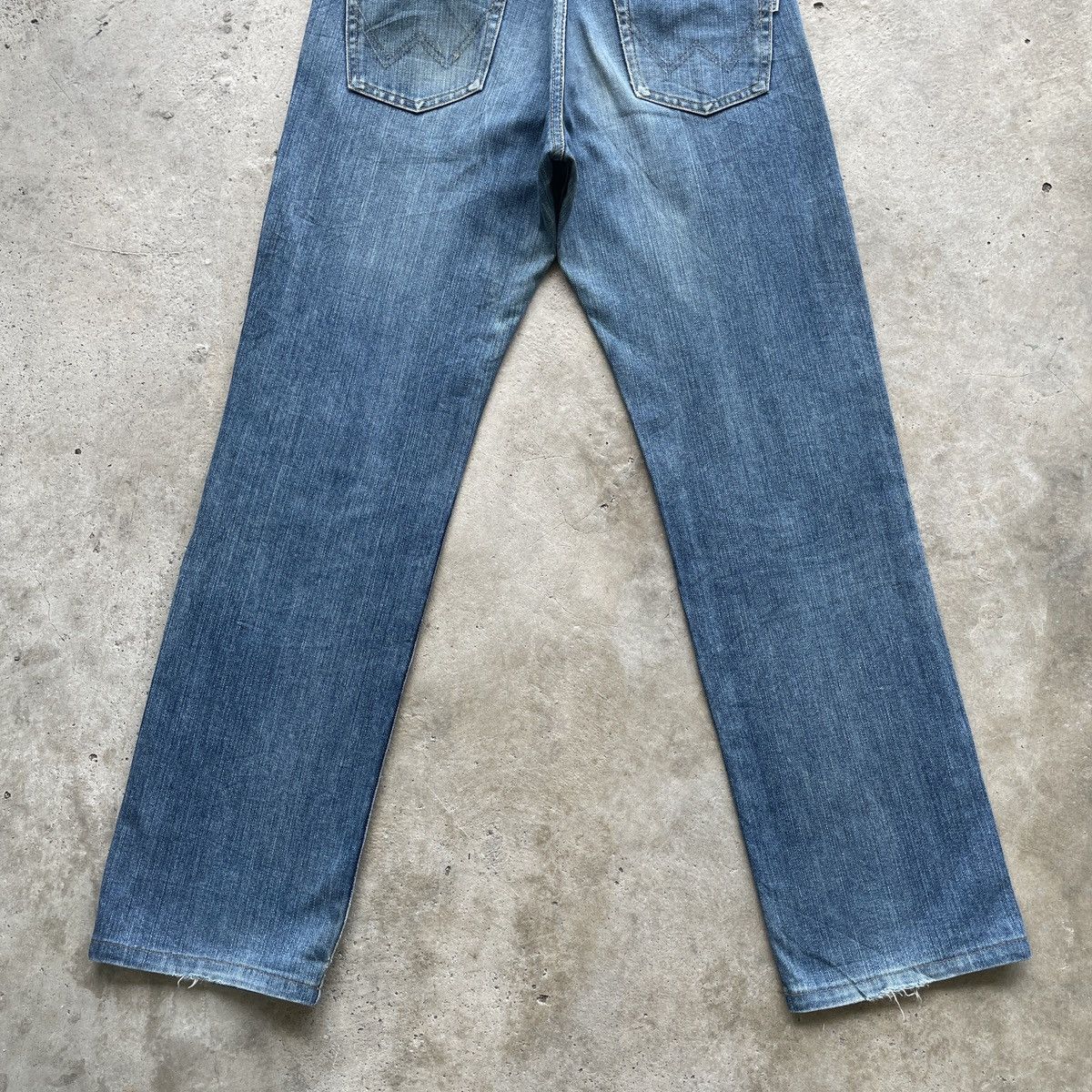 Edwin Vintage Edwin Faded Jeans Distressed Denim Pants W29 Size US 29 - 11 Thumbnail