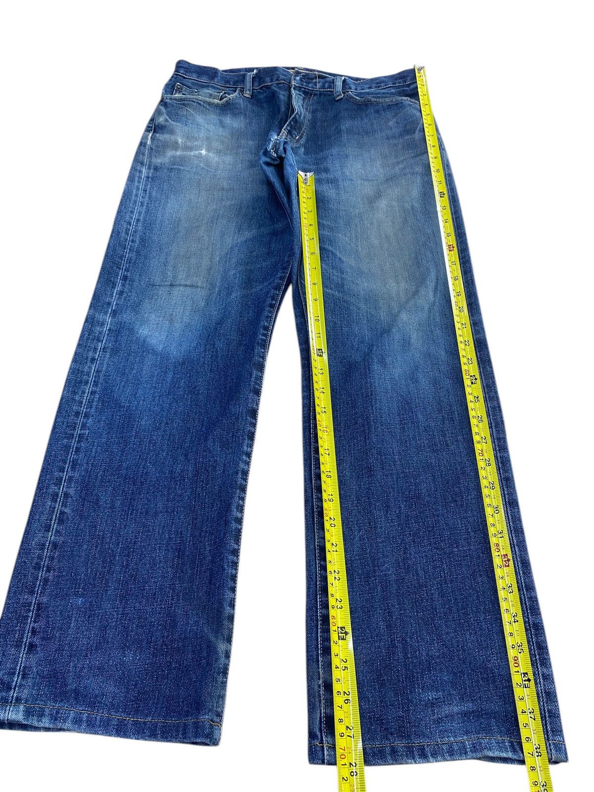 Uniqlo Uniqlo Blue Faded Wash Style Loose Jeans Size US 32 / EU 48 - 7 Thumbnail