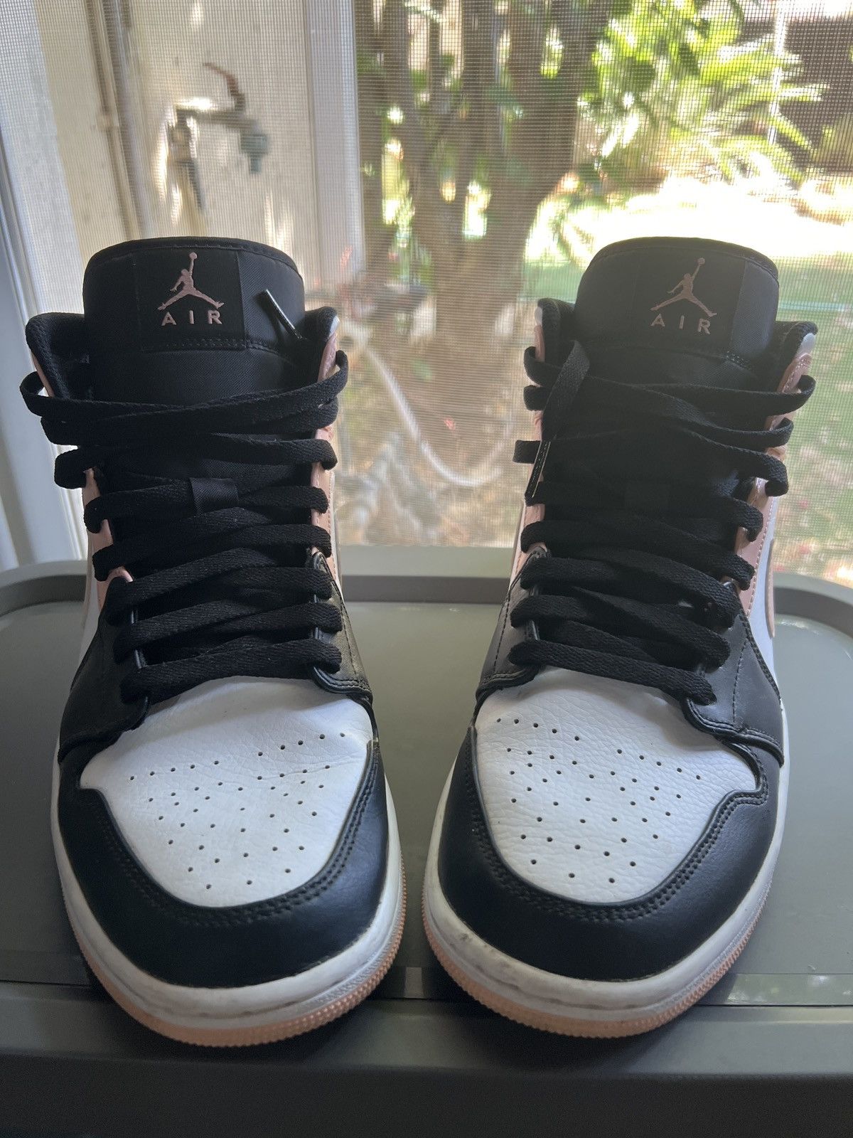 Jordan Brand × Nike Jordan 1 mid crimson tint Size US 10 / EU 43 - 3 Thumbnail