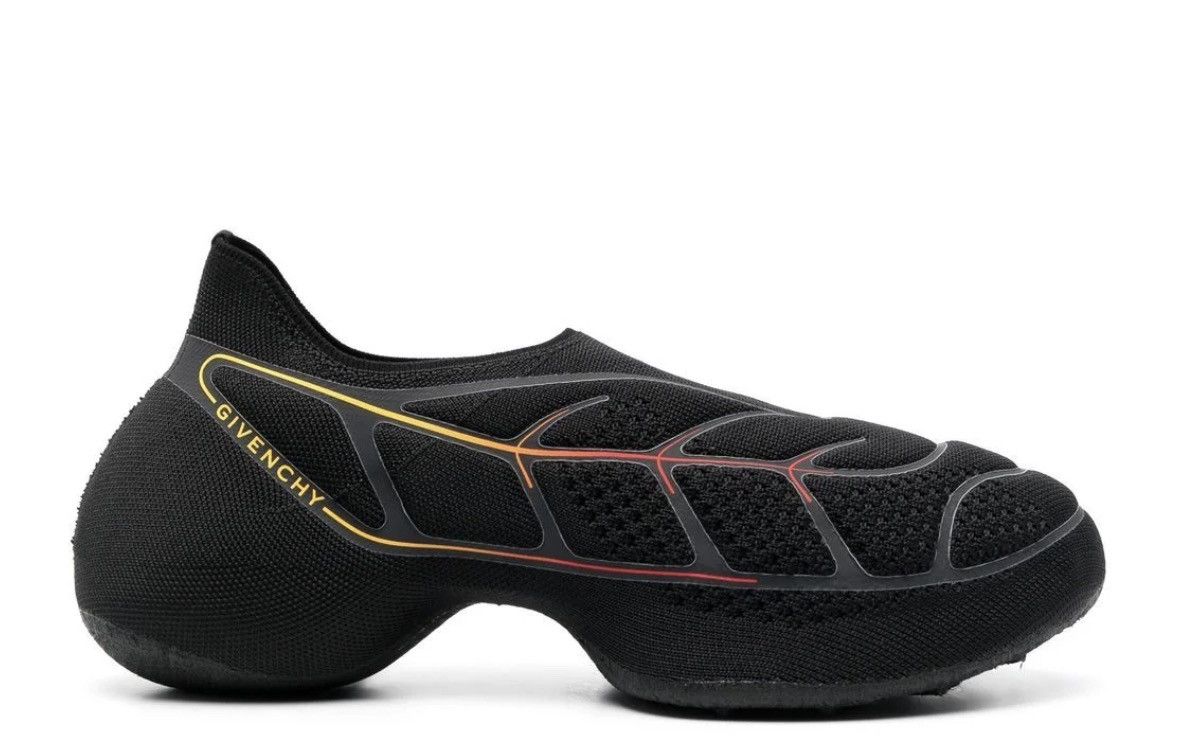 Givenchy Futuristic gradient Givenchy sneakers Size US 10.5 / EU 43-44 - 4 Thumbnail