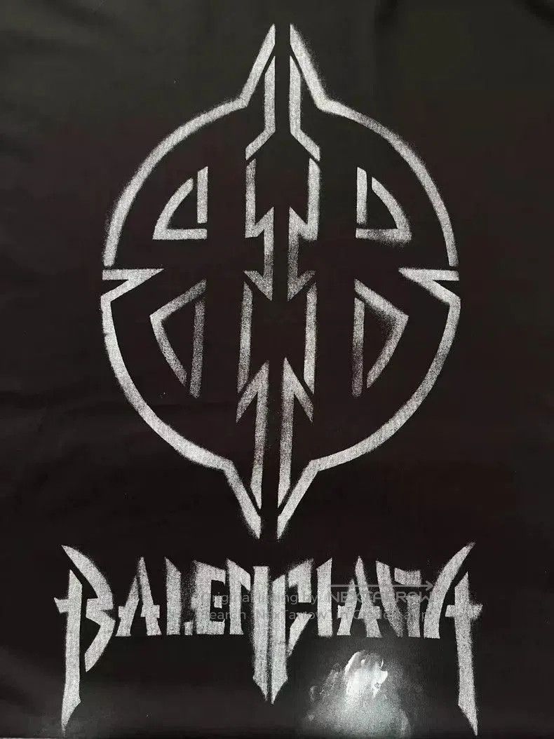 Balenciaga Balenciaga Logo Print Crewneck Short-Sleeve T-shirt. Size US S / EU 44-46 / 1 - 3 Thumbnail