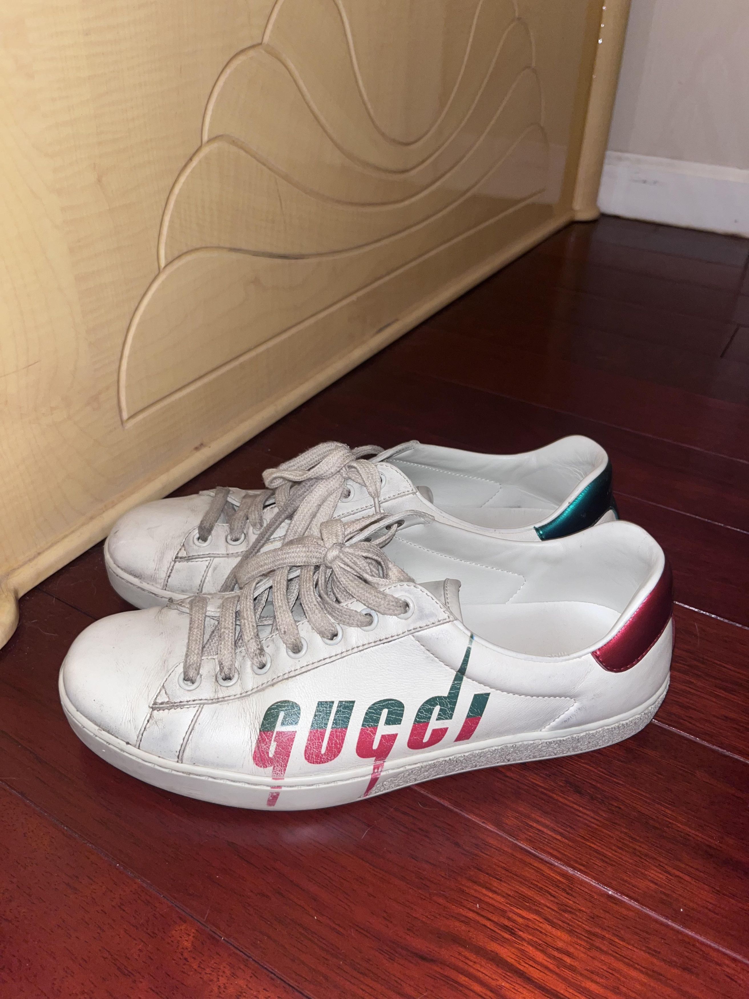 Gucci Gucci Men's Ace Distressed Leather Low-Top Sneaker Size US 8.5 / EU 41-42 - 4 Thumbnail